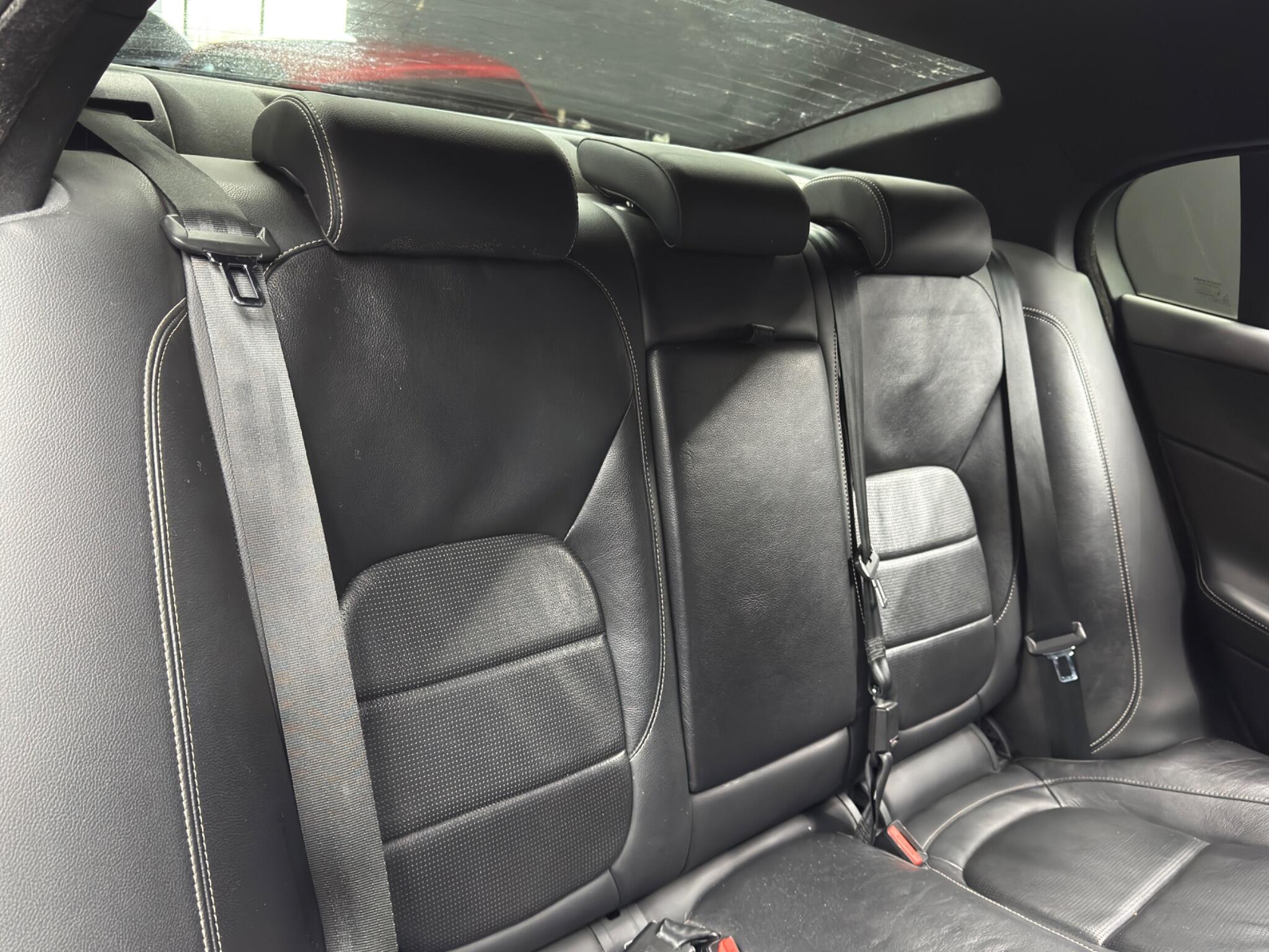 Jaguar XE 2.0d R-Sport Auto Euro 6 (s/s) 4dr 4dr Automatic 2026