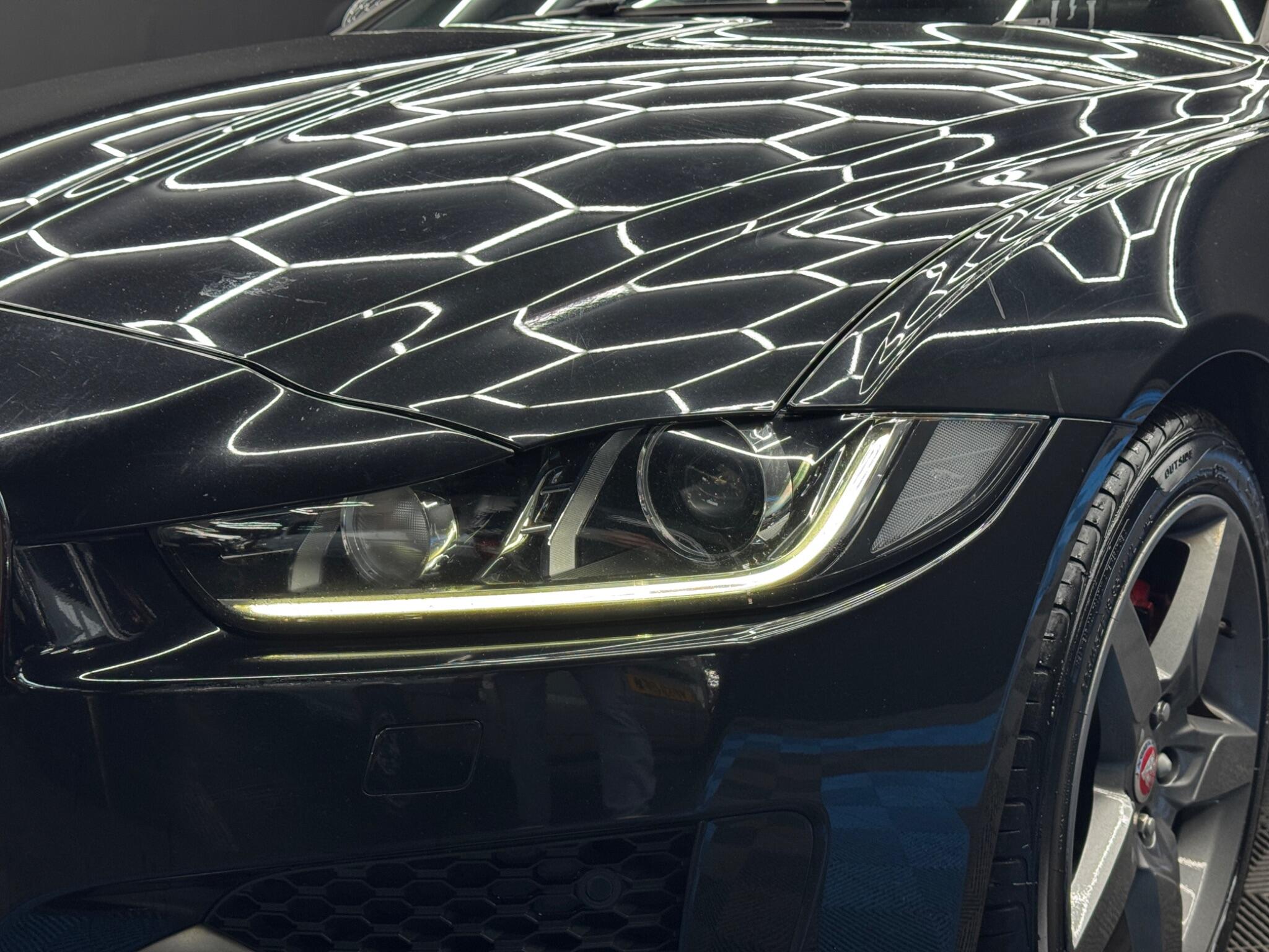 Jaguar XE 2.0d R-Sport Auto Euro 6 (s/s) 4dr 4dr Automatic 2026