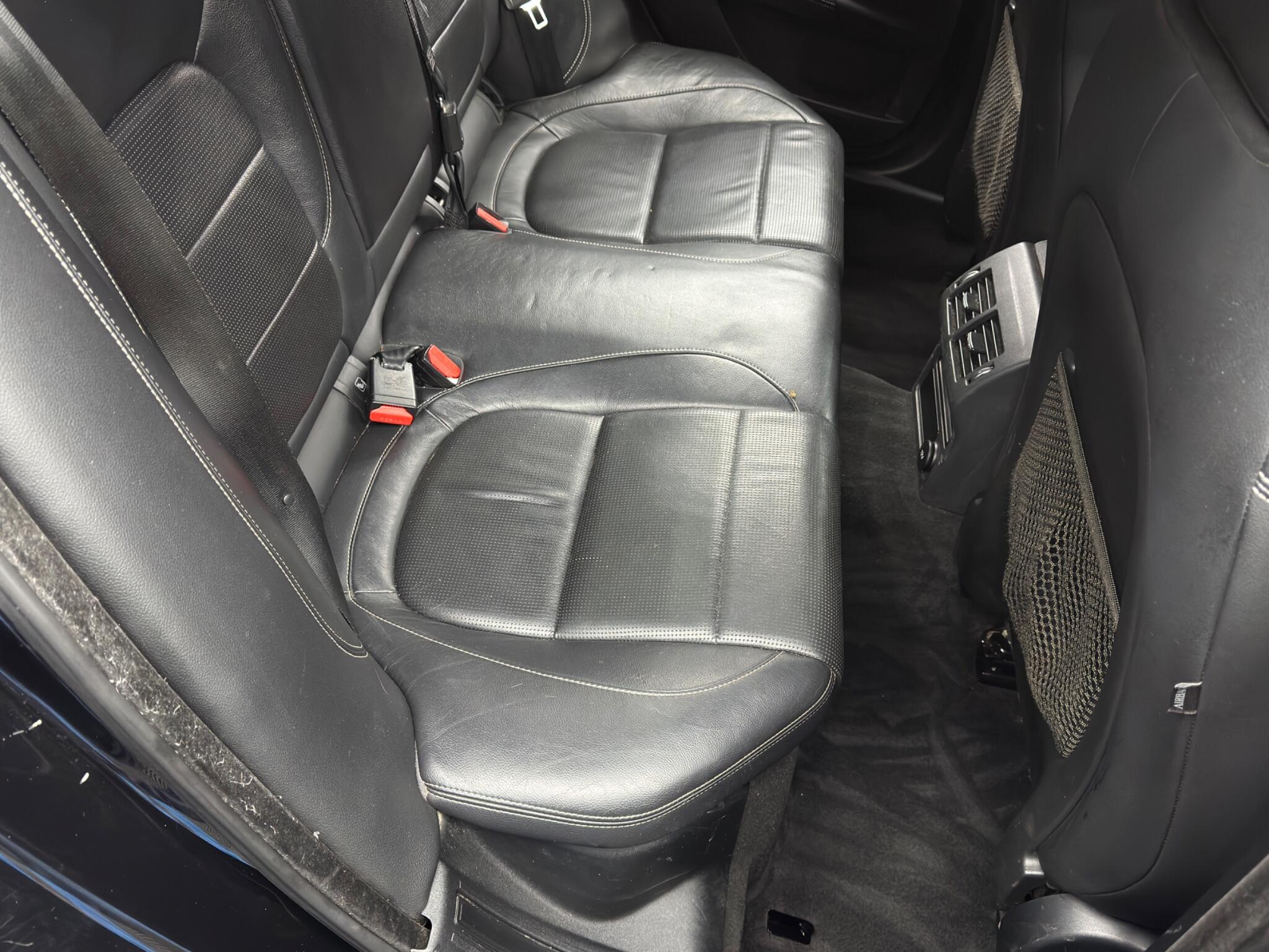 Jaguar XE 2.0d R-Sport Auto Euro 6 (s/s) 4dr 4dr Automatic 2026