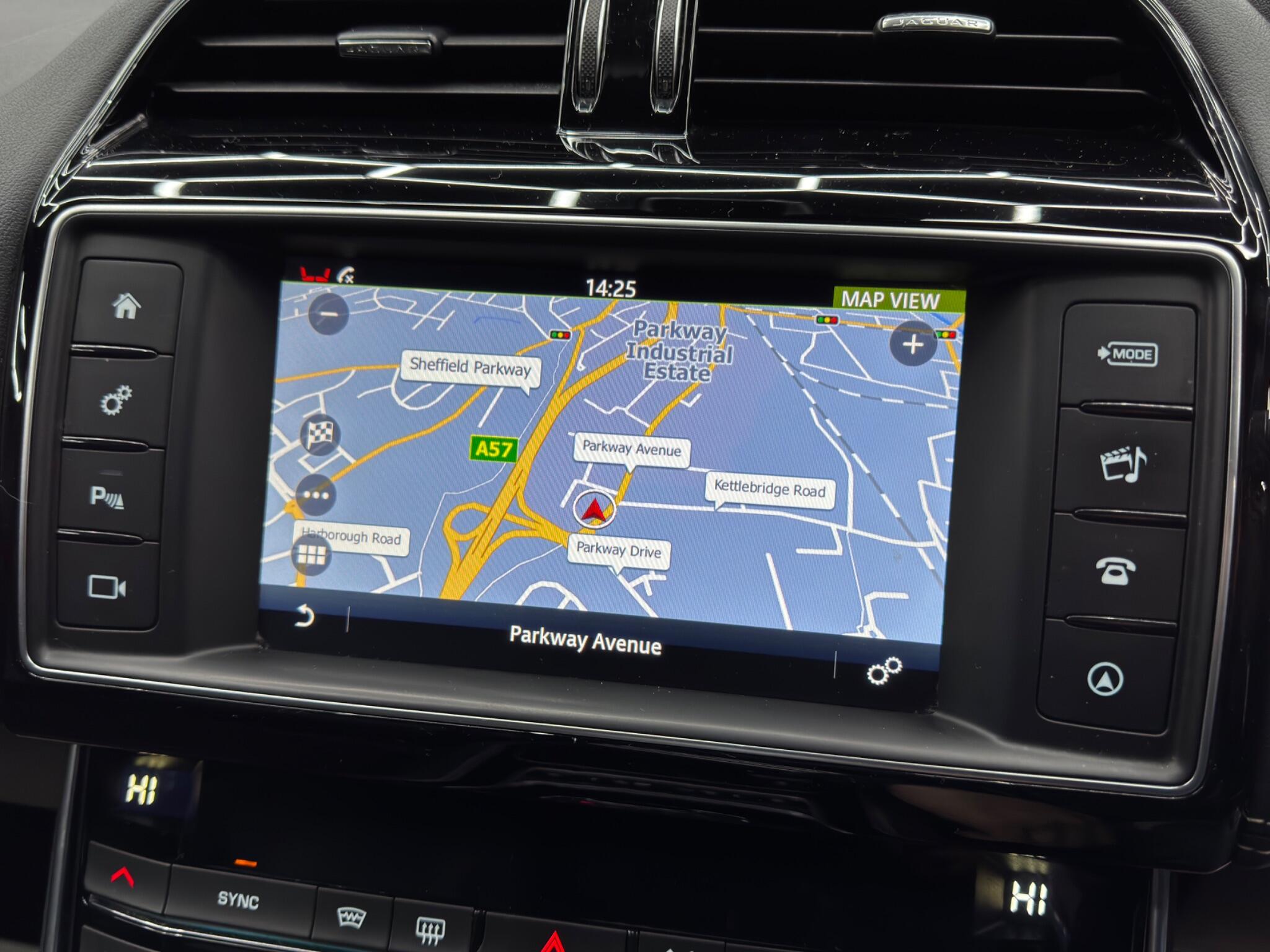 Jaguar XE 2.0d R-Sport Auto Euro 6 (s/s) 4dr 4dr Automatic 2026