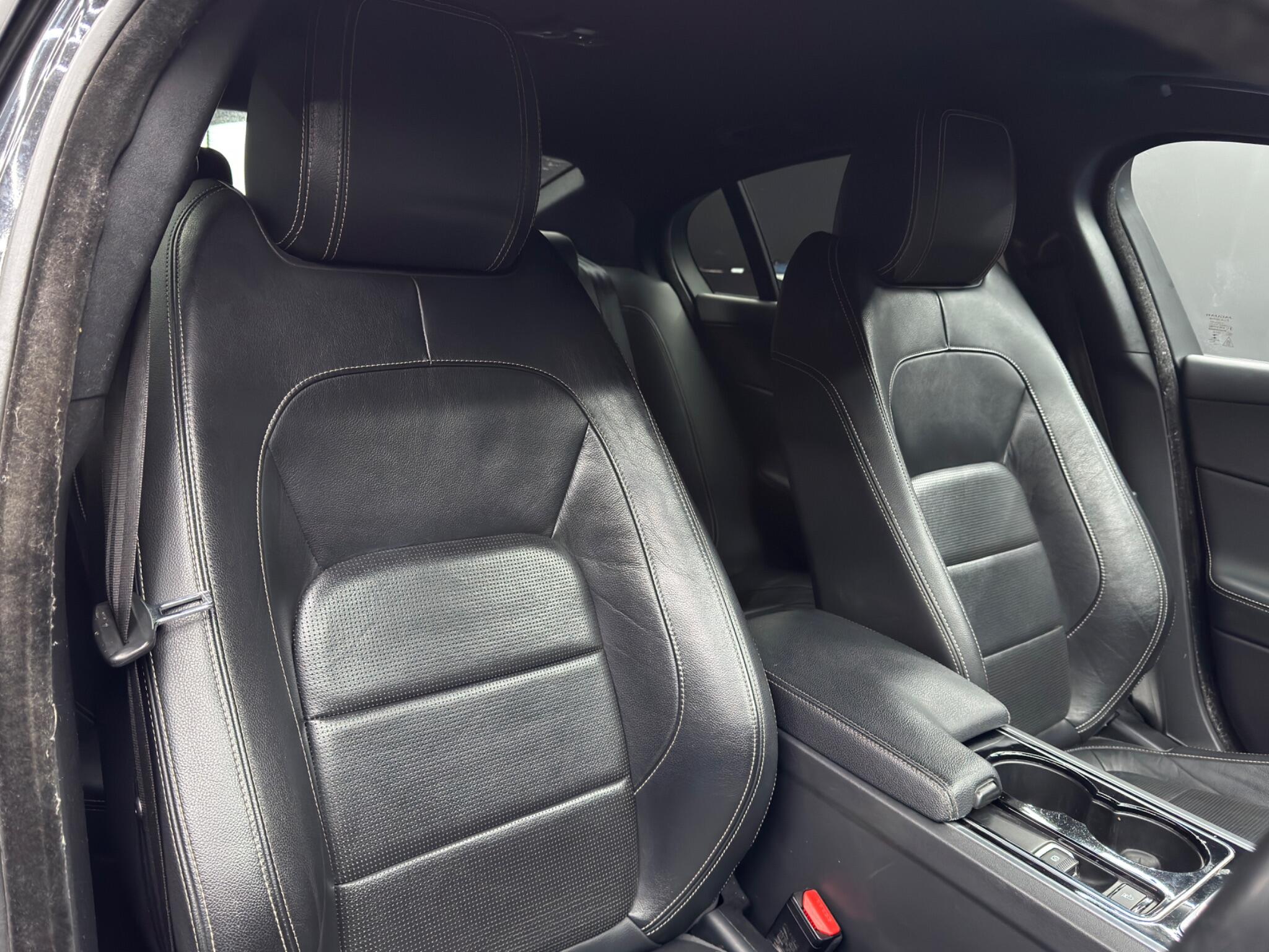 Jaguar XE 2.0d R-Sport Auto Euro 6 (s/s) 4dr 4dr Automatic 2026