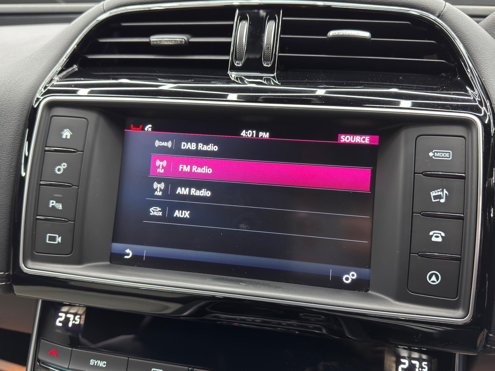 Jaguar XE 2.0d R-Sport Auto Euro 6 (s/s) 4dr 4dr Automatic 2026