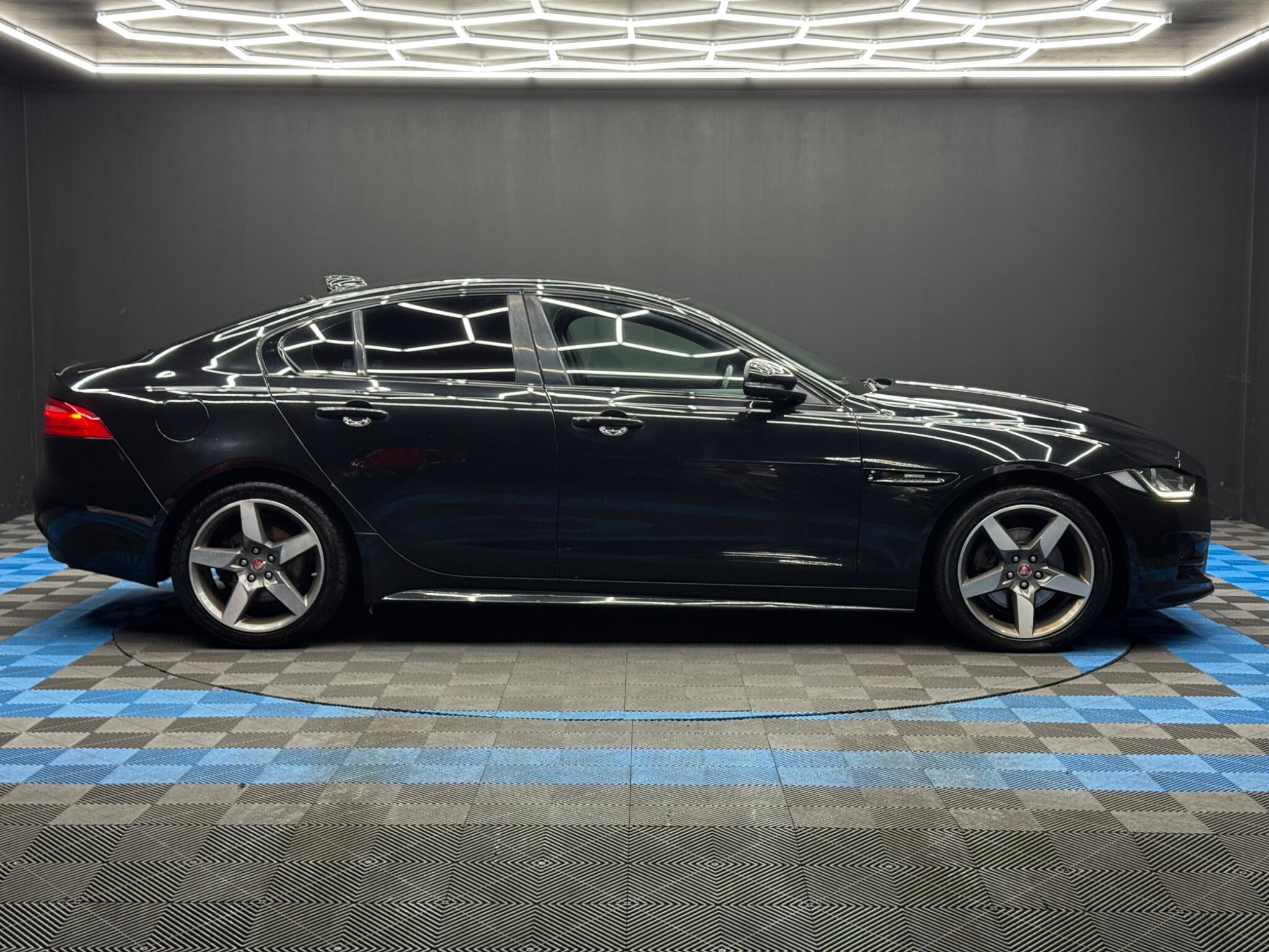 Jaguar XE 2.0d R-Sport Auto Euro 6 (s/s) 4dr 4dr Automatic 2026