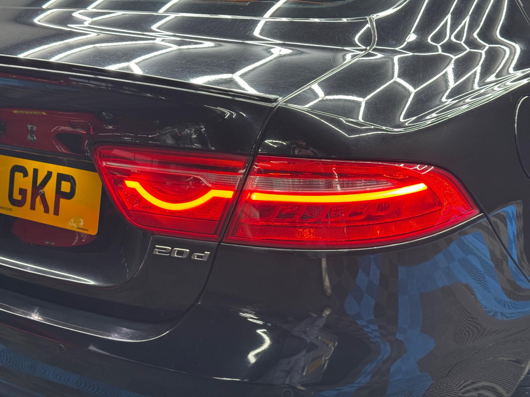 Jaguar XE 2.0d R-Sport Auto Euro 6 (s/s) 4dr 4dr Automatic 2026