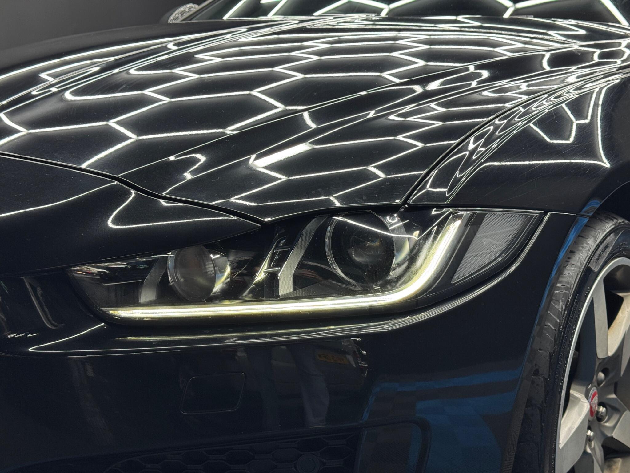 Jaguar XE 2.0d R-Sport Auto Euro 6 (s/s) 4dr 4dr Automatic 2026