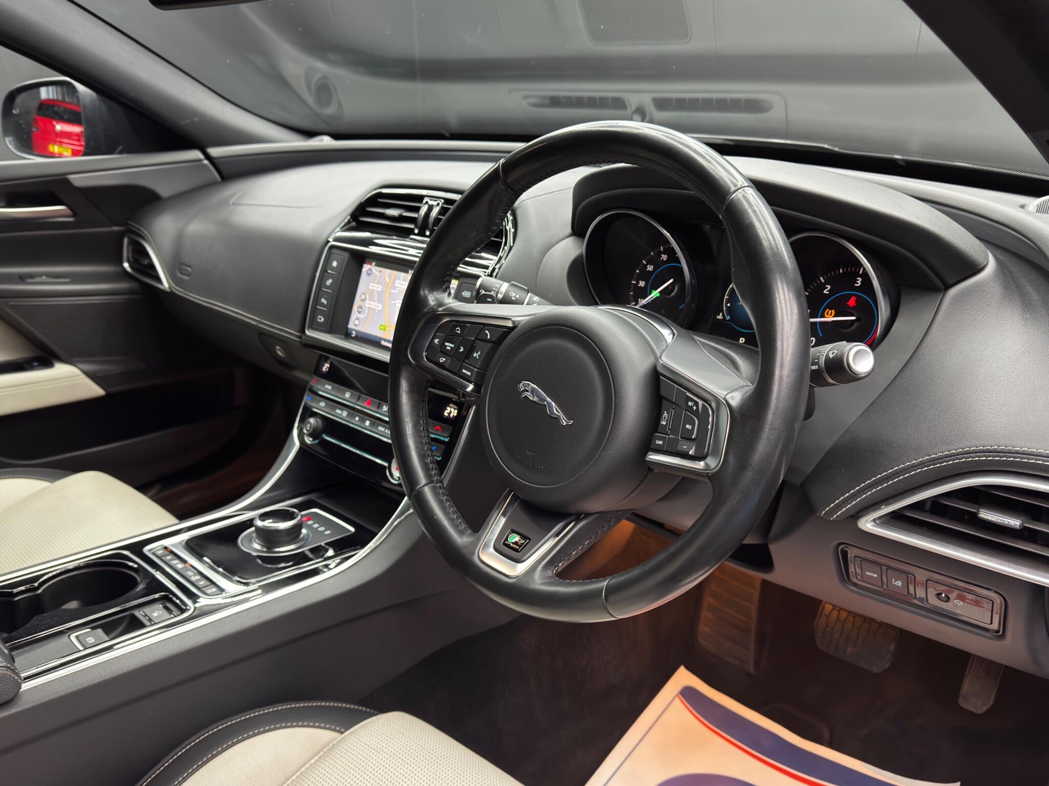 Jaguar XE 2.0d R-Sport Auto Euro 6 (s/s) 4dr 4dr Automatic 2026