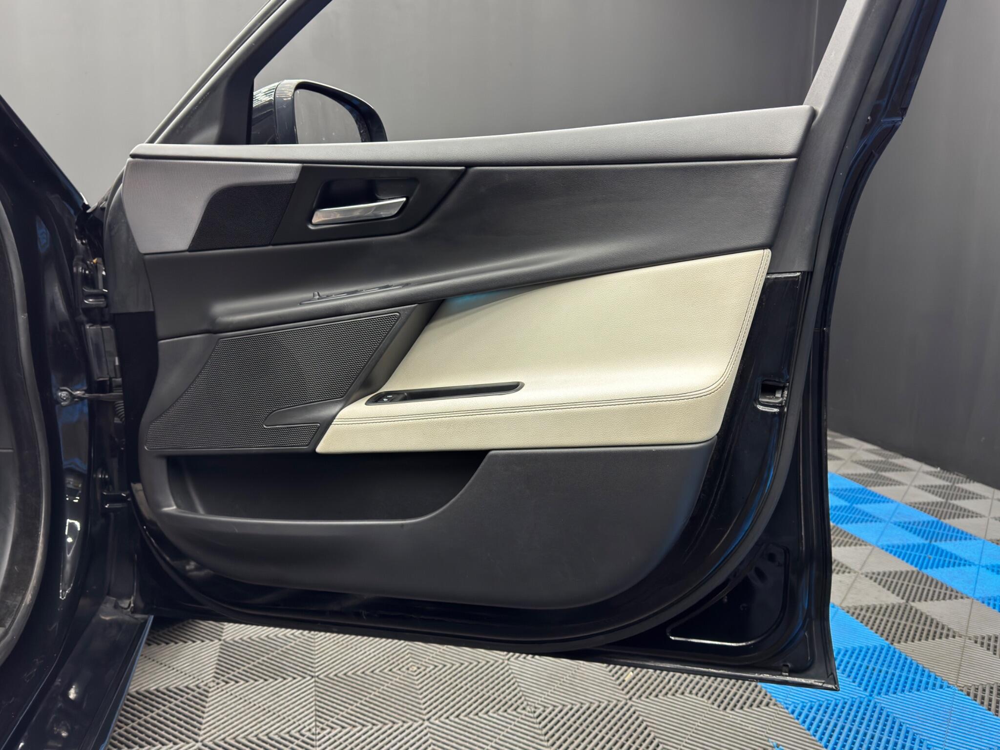 Jaguar XE 2.0d R-Sport Auto Euro 6 (s/s) 4dr 4dr Automatic 2026