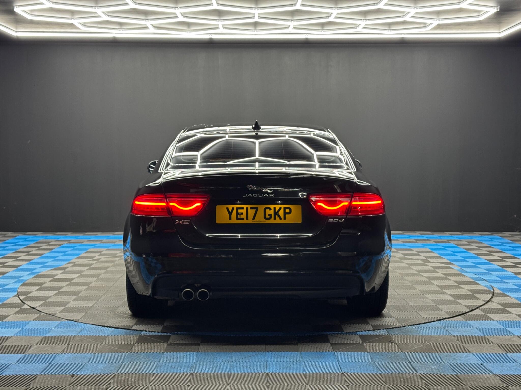 Jaguar XE 2.0d R-Sport Auto Euro 6 (s/s) 4dr 4dr Automatic 2026