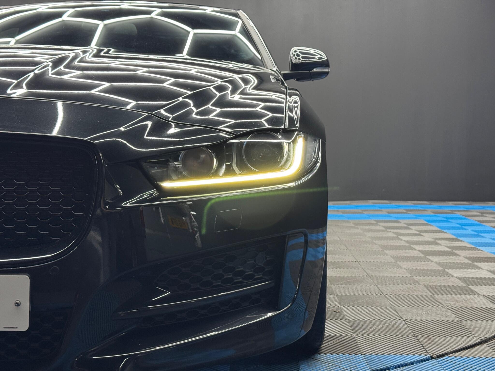 Jaguar XE 2.0d R-Sport Auto Euro 6 (s/s) 4dr 4dr Automatic 2026