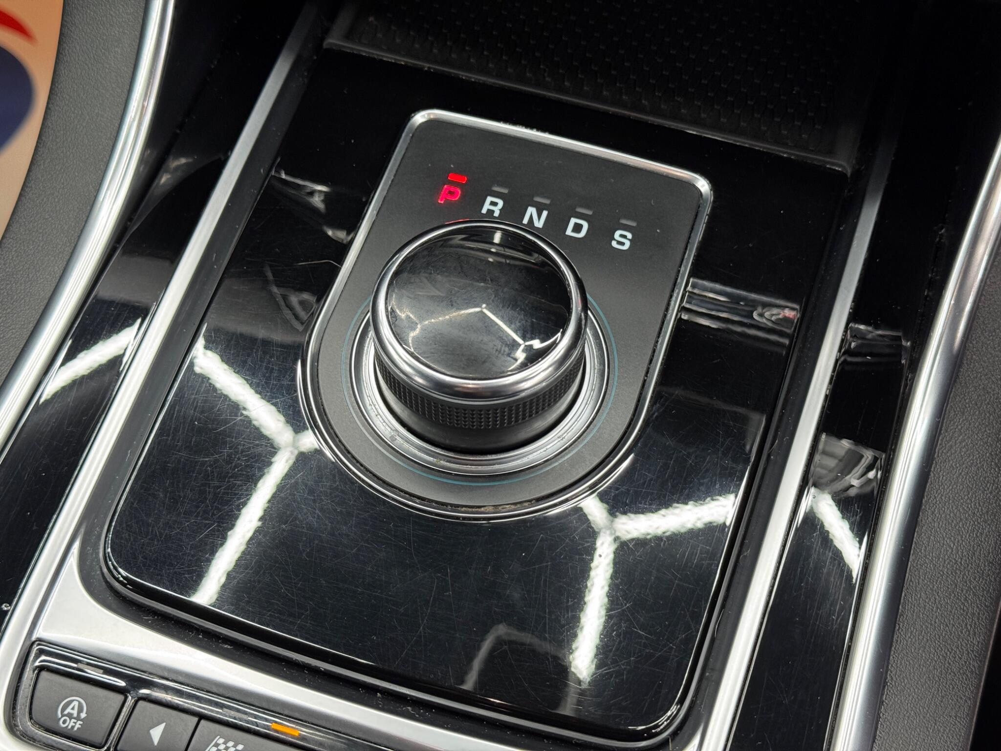 Jaguar XE 2.0d R-Sport Auto Euro 6 (s/s) 4dr 4dr Automatic 2026