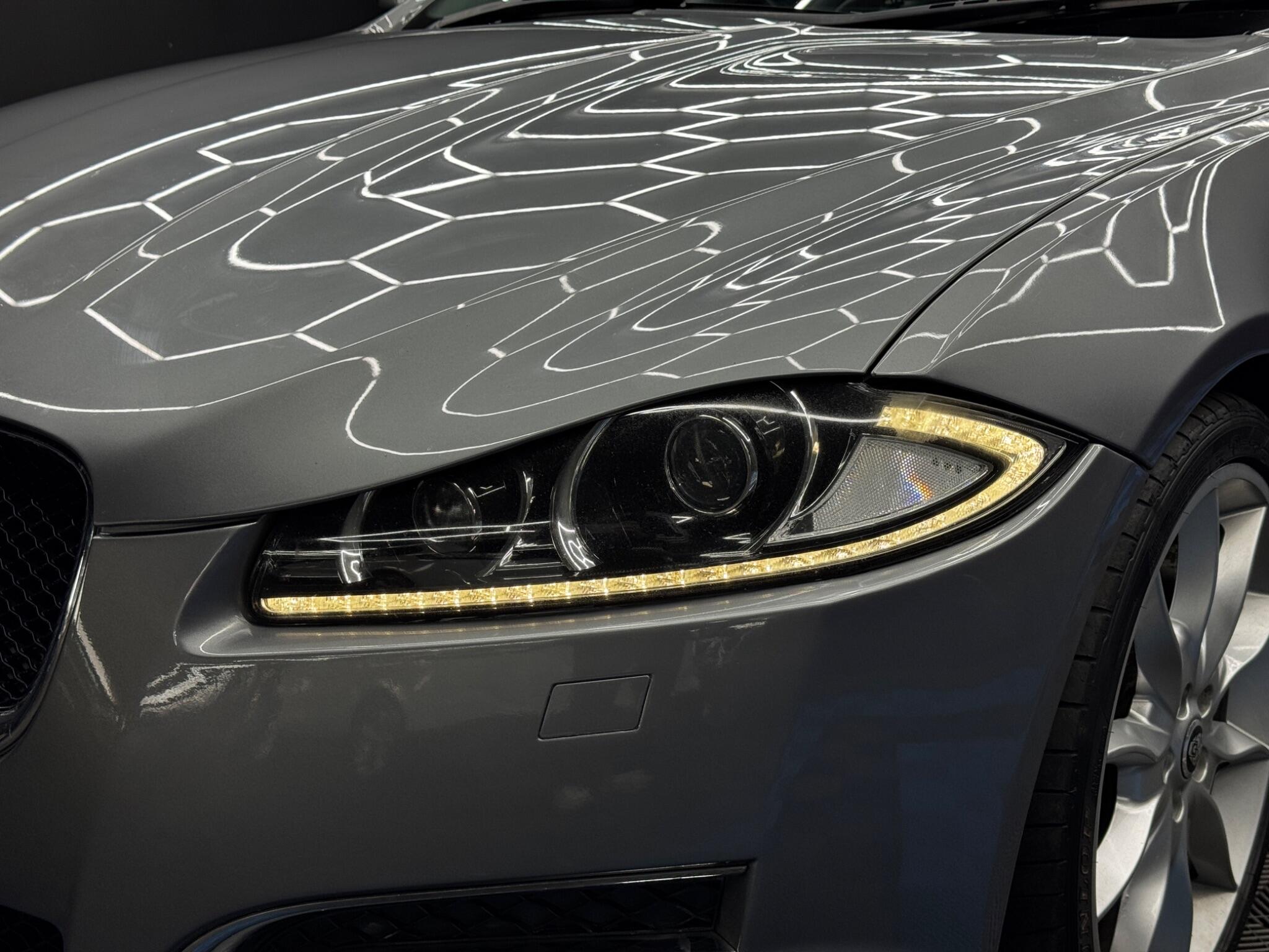 Jaguar XF 3.0d S V6 Premium Luxury Auto Euro 5 4dr 4dr Automatic 2026