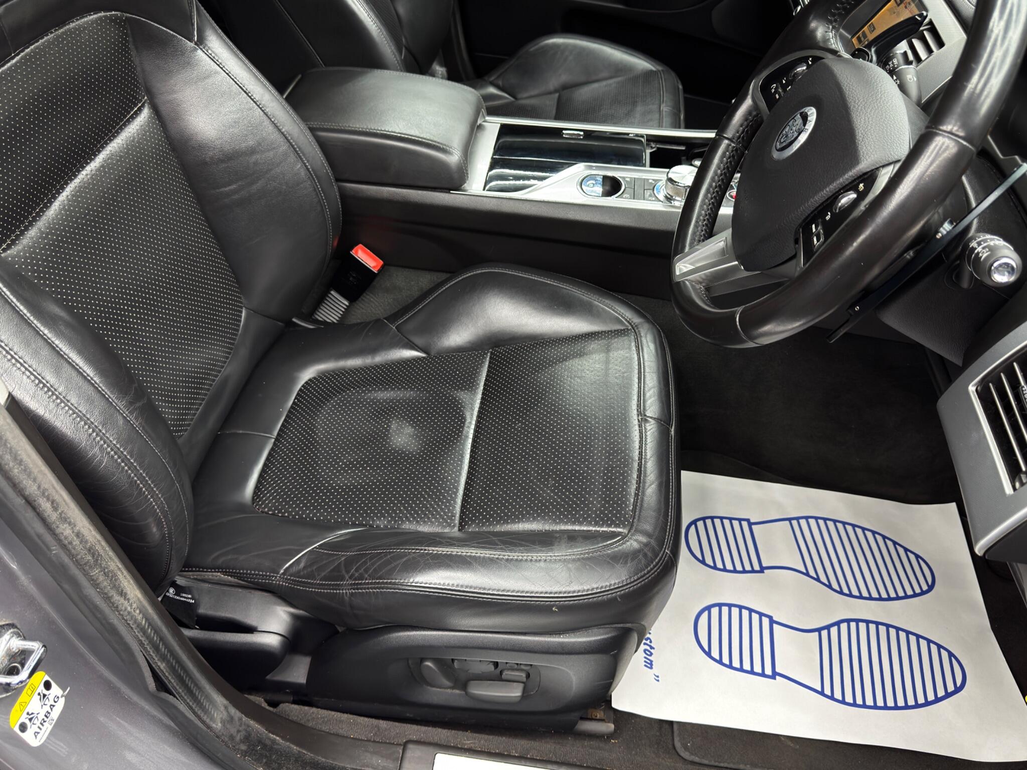 Jaguar XF 3.0d S V6 Premium Luxury Auto Euro 5 4dr 4dr Automatic 2026