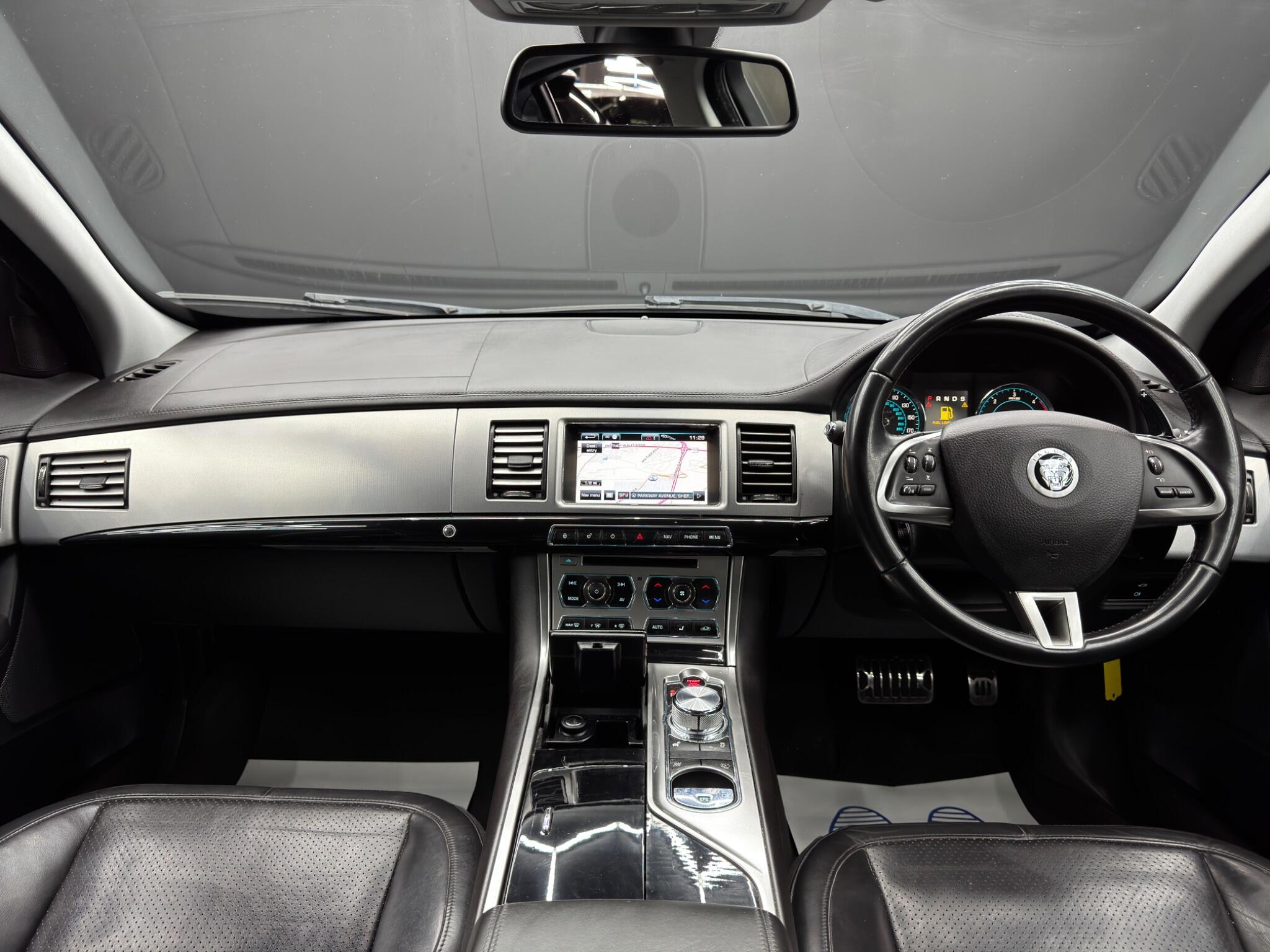 Jaguar XF 3.0d S V6 Premium Luxury Auto Euro 5 4dr 4dr Automatic 2026