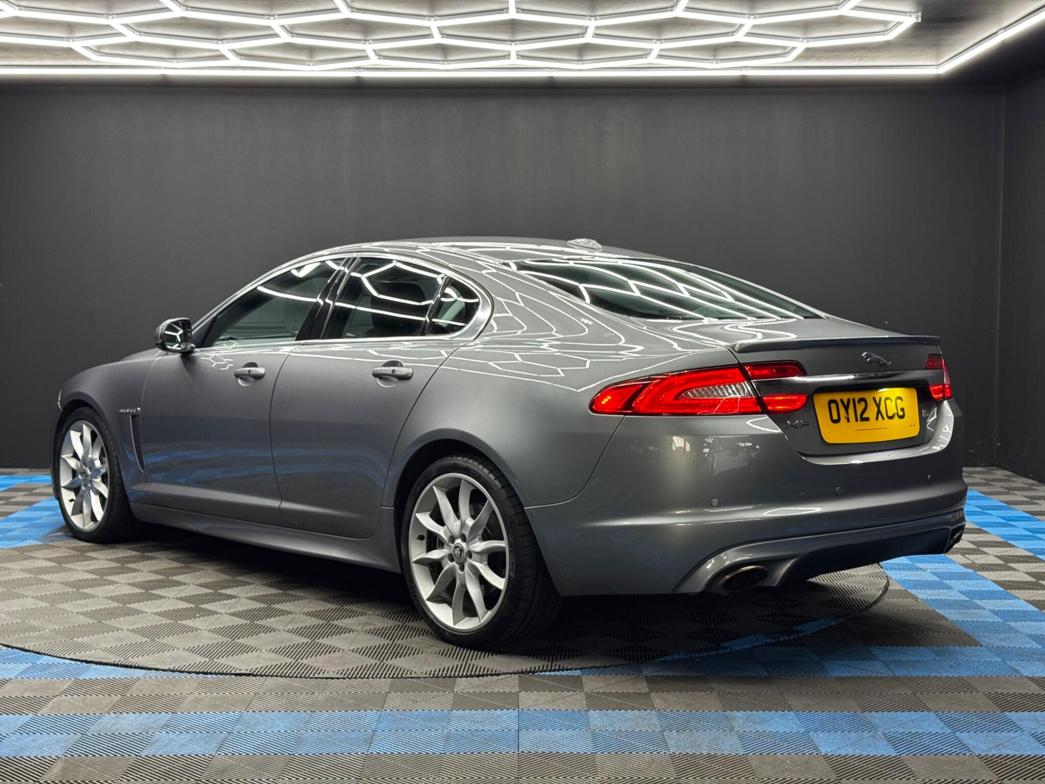 Jaguar XF 3.0d S V6 Premium Luxury Auto Euro 5 4dr 4dr Automatic 2026