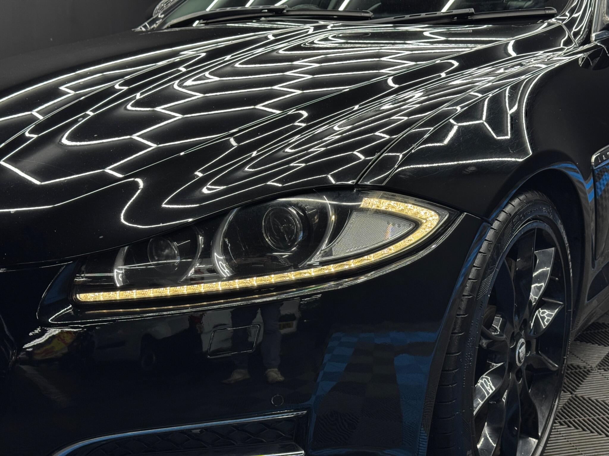 Jaguar XF 3.0d S V6 Premium Luxury Auto Euro 5 (s/s) 4dr 4dr Automatic 2025