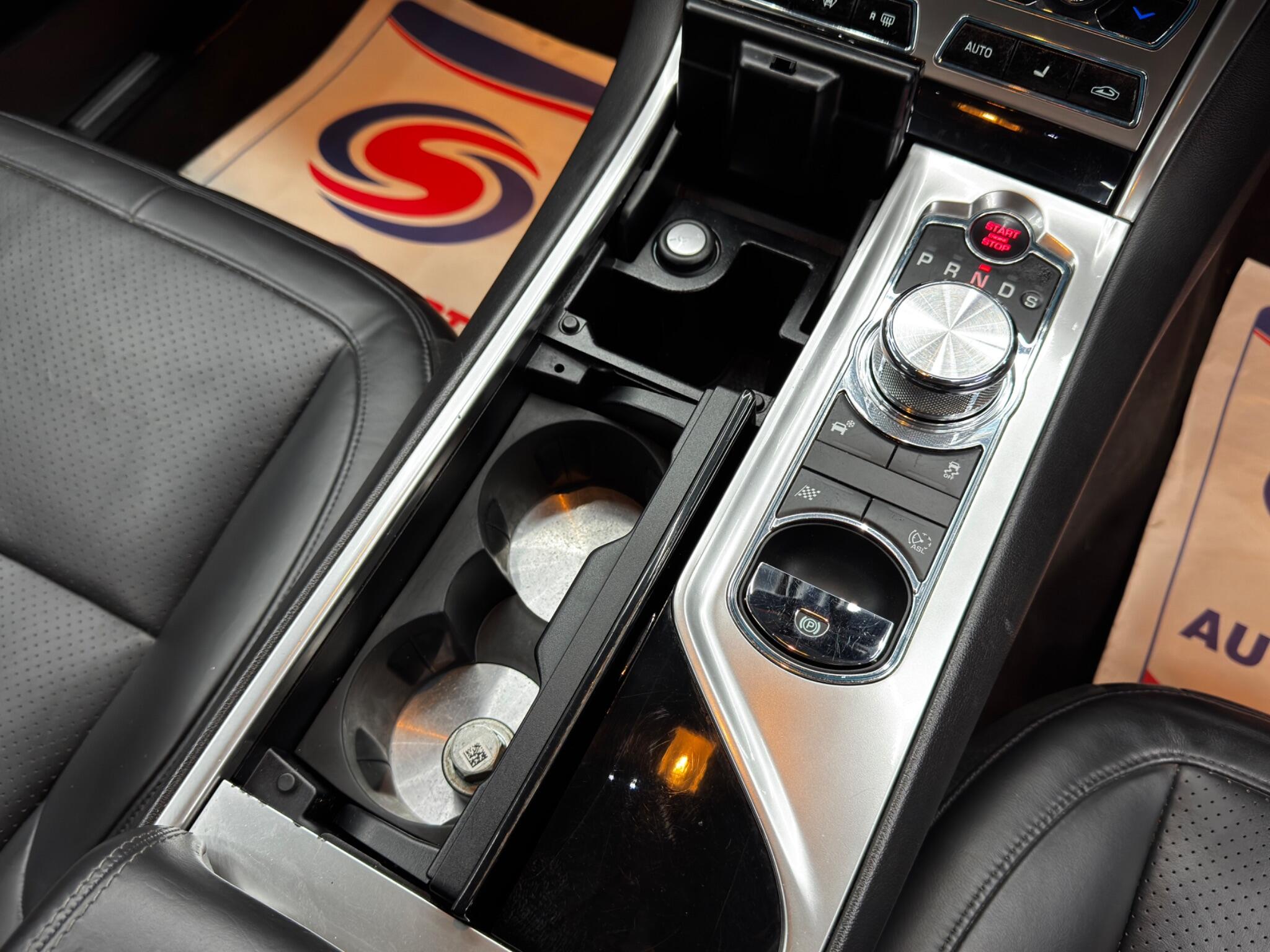 Jaguar XF 3.0d S V6 Premium Luxury Auto Euro 5 (s/s) 4dr 4dr Automatic 2025