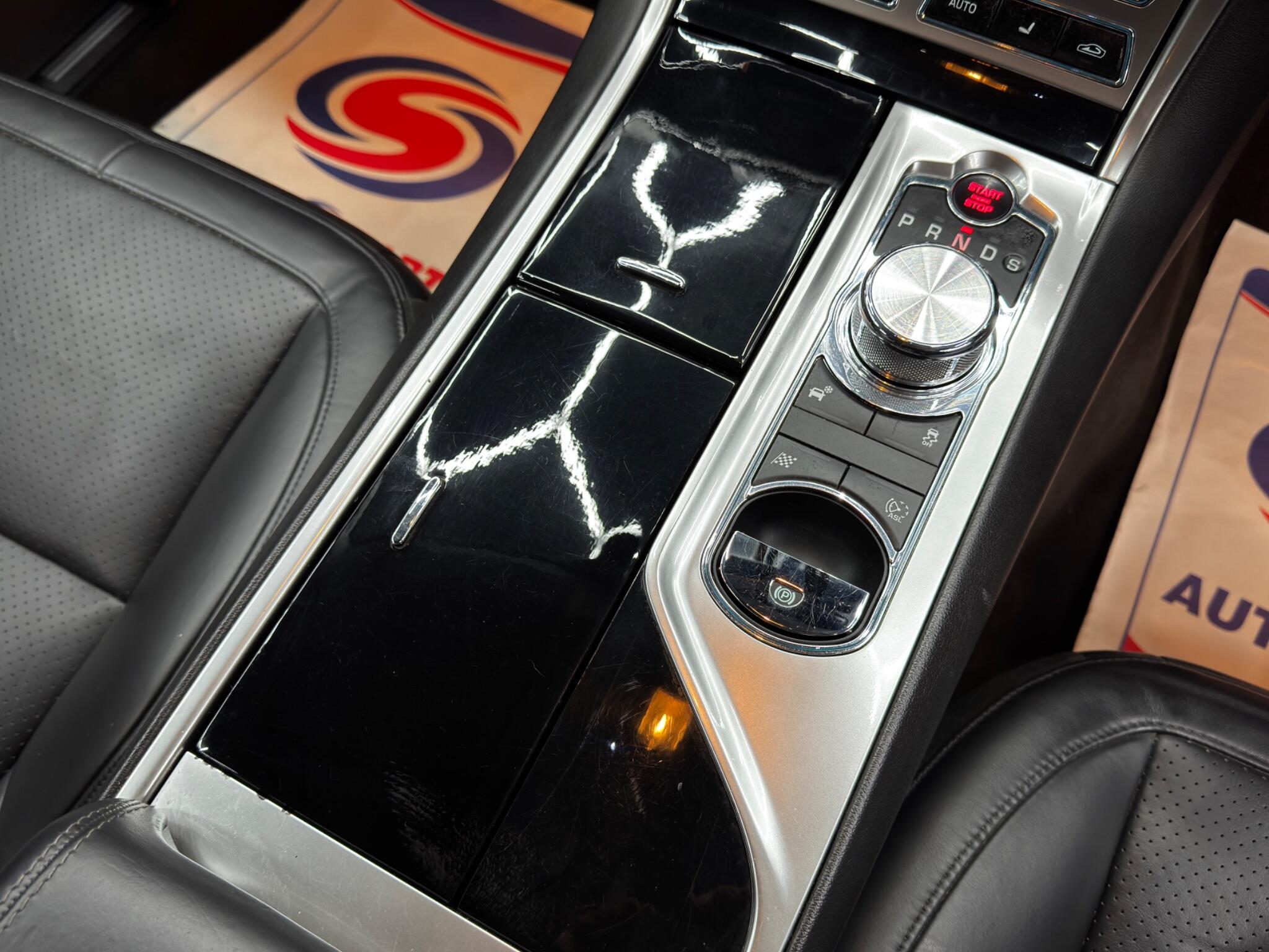 Jaguar XF 3.0d S V6 Premium Luxury Auto Euro 5 (s/s) 4dr 4dr Automatic 2025