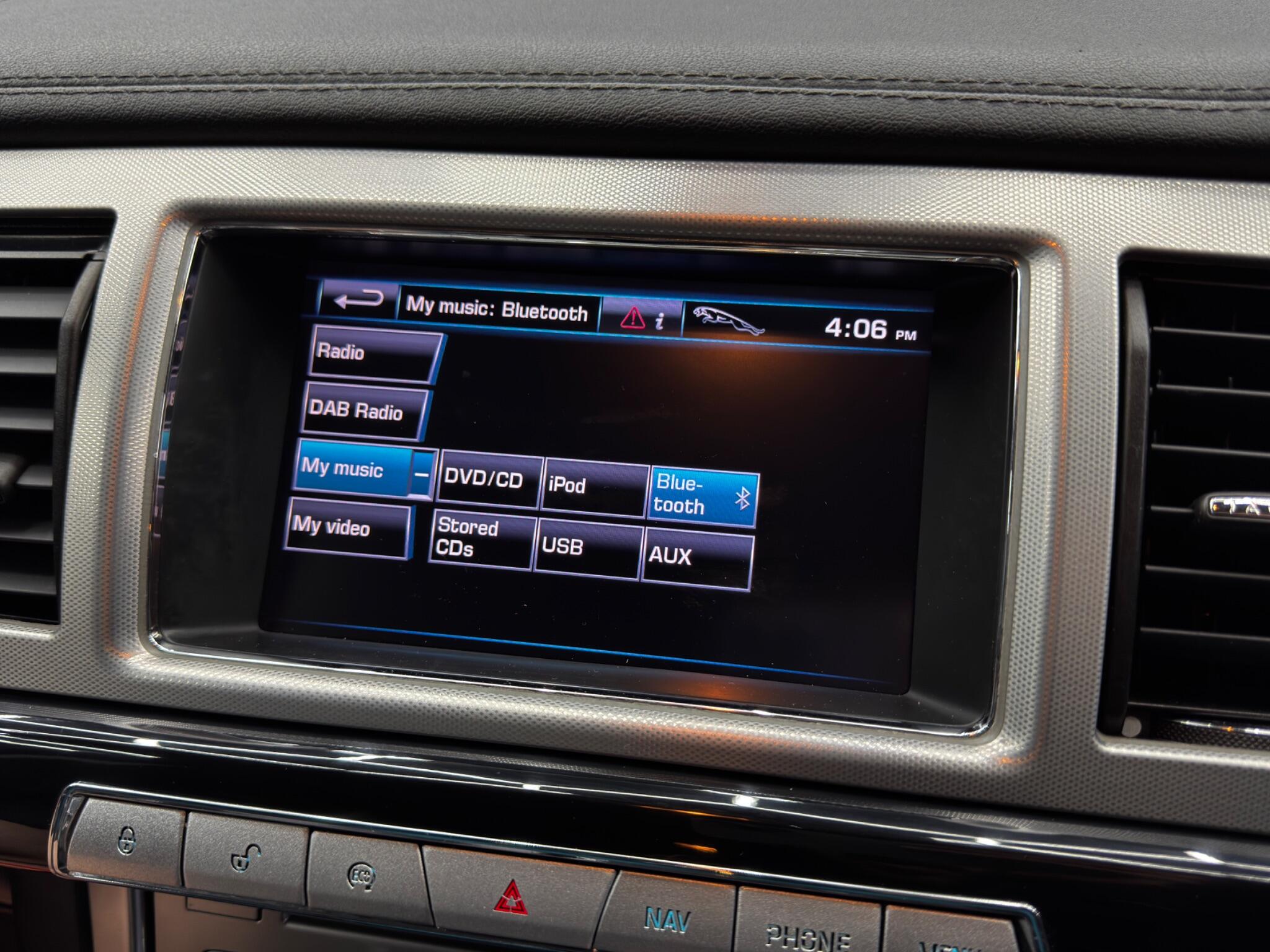 Jaguar XF 3.0d S V6 Premium Luxury Auto Euro 5 (s/s) 4dr 4dr Automatic 2025