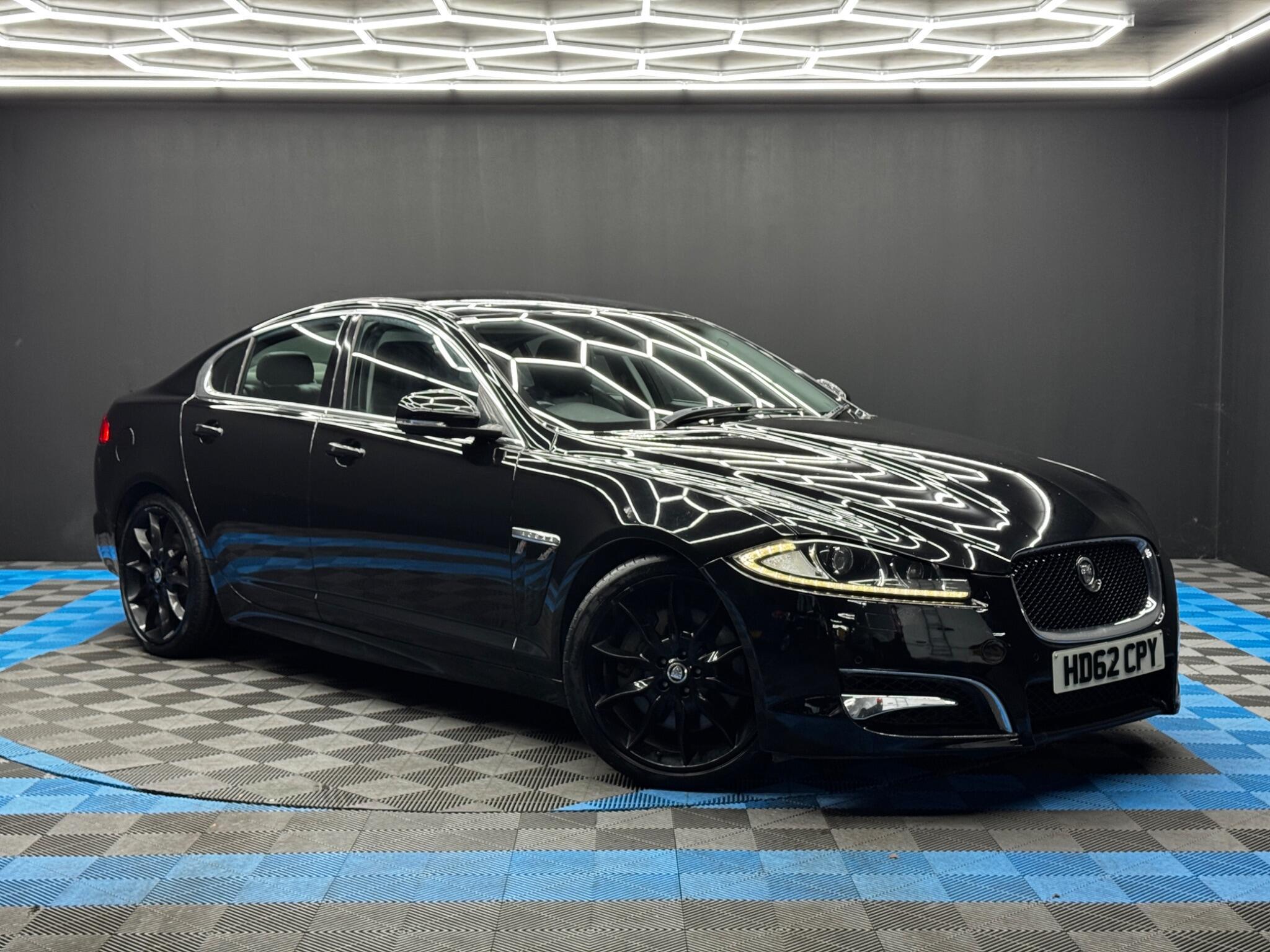 Jaguar XF 3.0d S V6 Premium Luxury Auto Euro 5 (s/s) 4dr 4dr Automatic 2025