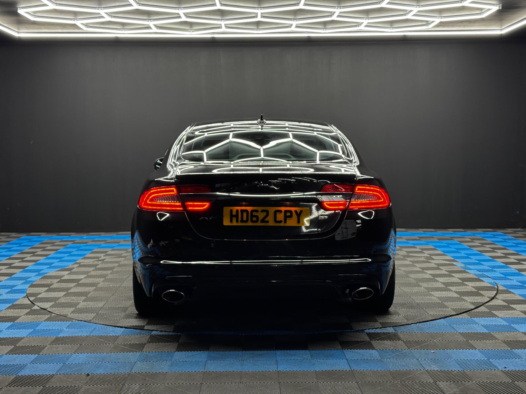 Jaguar XF 3.0d S V6 Premium Luxury Auto Euro 5 (s/s) 4dr 4dr Automatic 2025