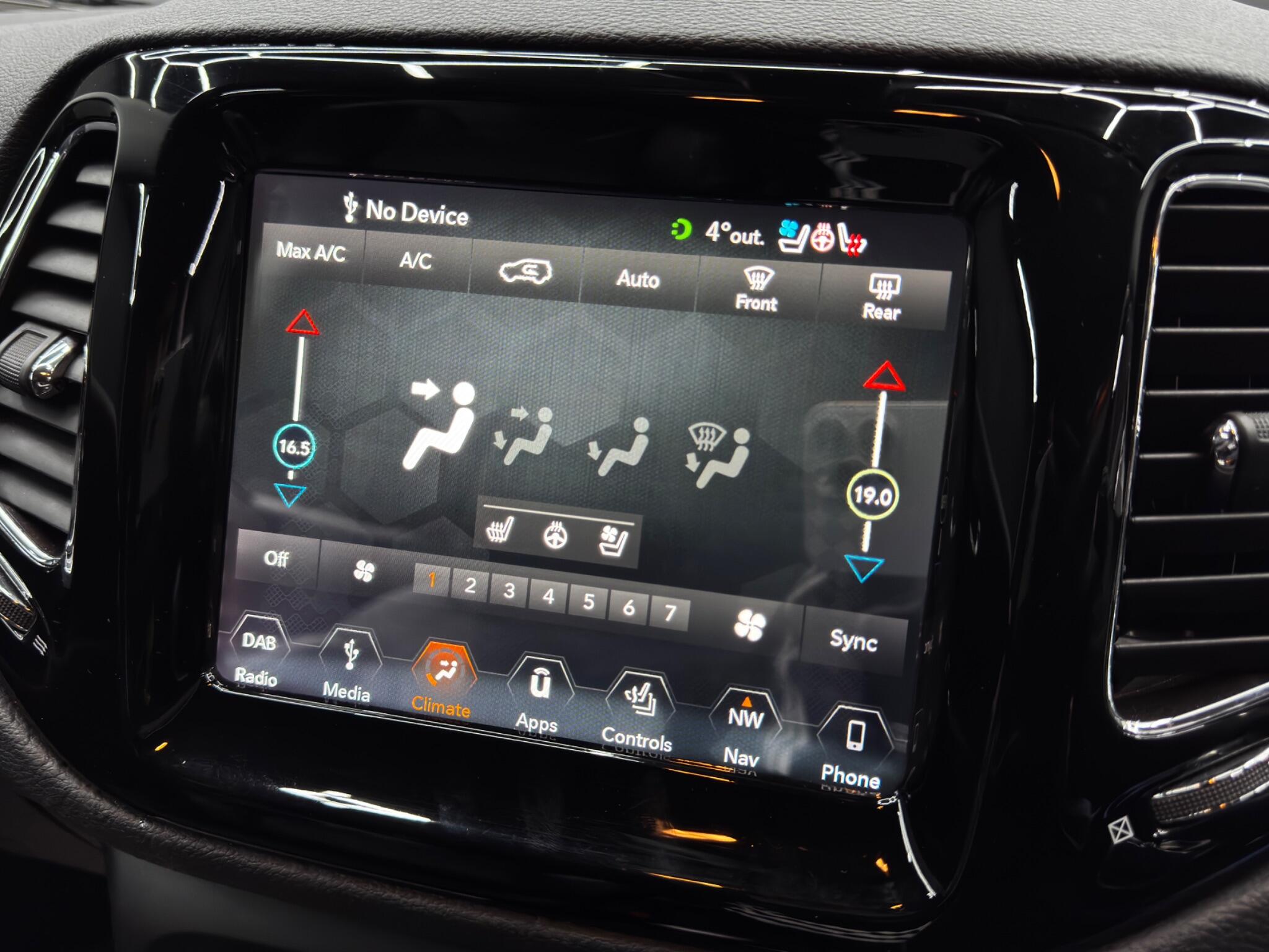 Jeep Compass 1.4T MultiAirII Limited Euro 6 (s/s) 5dr 5dr Manual 2025