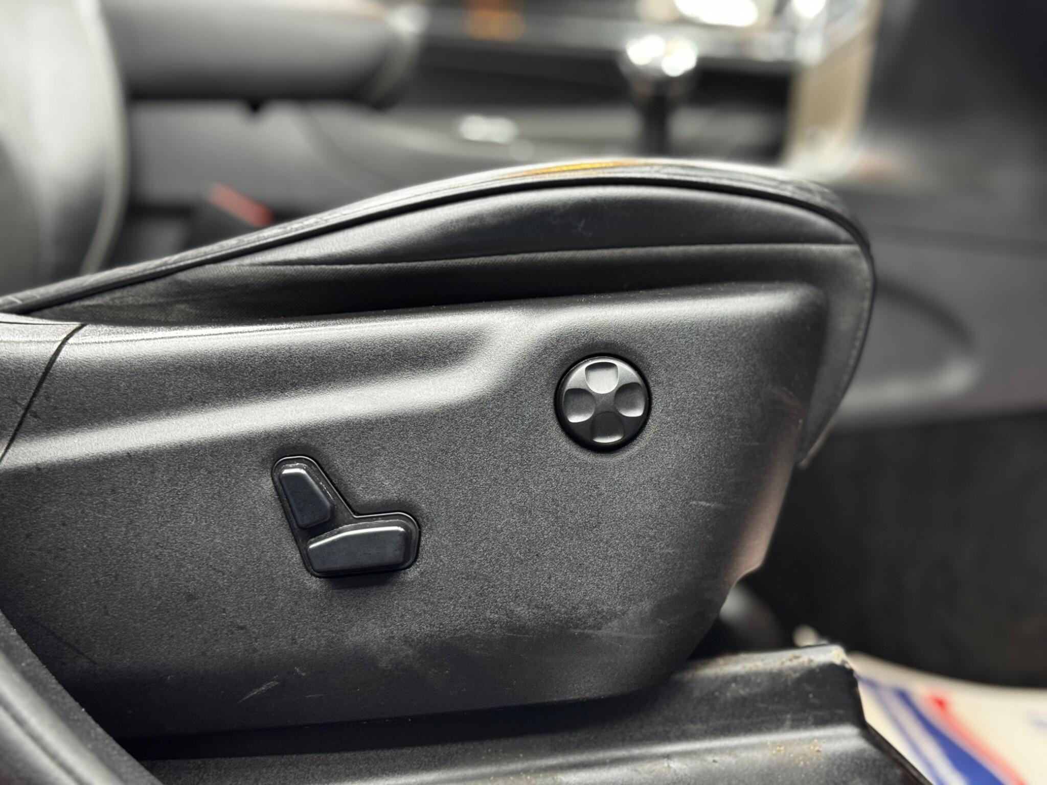 Jeep Grand Cherokee 3.0 V6 CRD Overland Auto 4WD Euro 5 5dr 5dr Automatic 2025