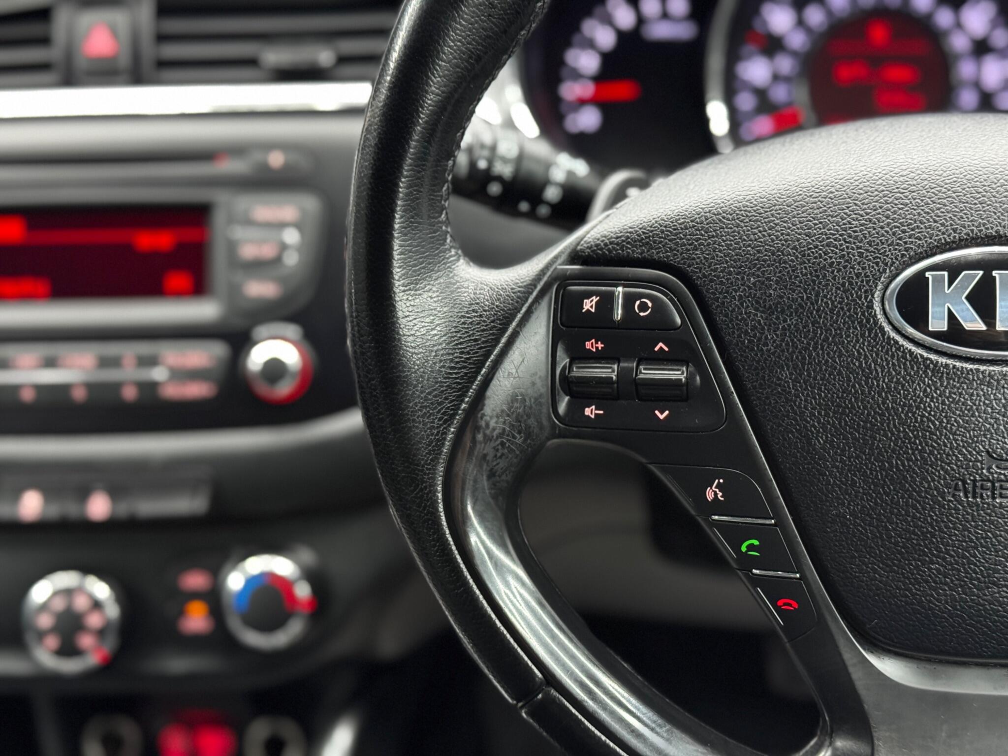 Kia Ceed 1.6 CRDi 2 DCT Euro 6 (s/s) 5dr 5dr Automatic 2026