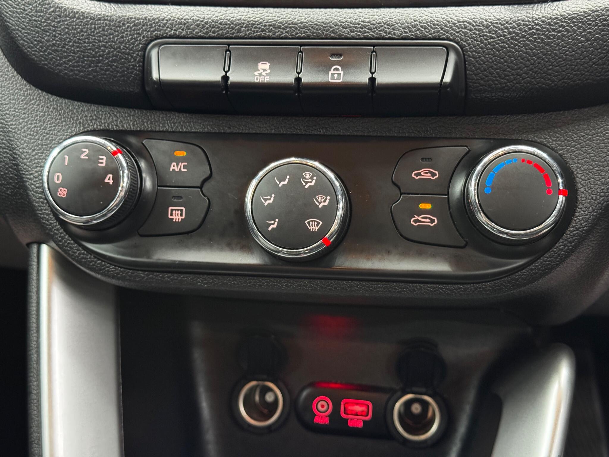 Kia Ceed 1.6 CRDi 2 DCT Euro 6 (s/s) 5dr 5dr Automatic 2026