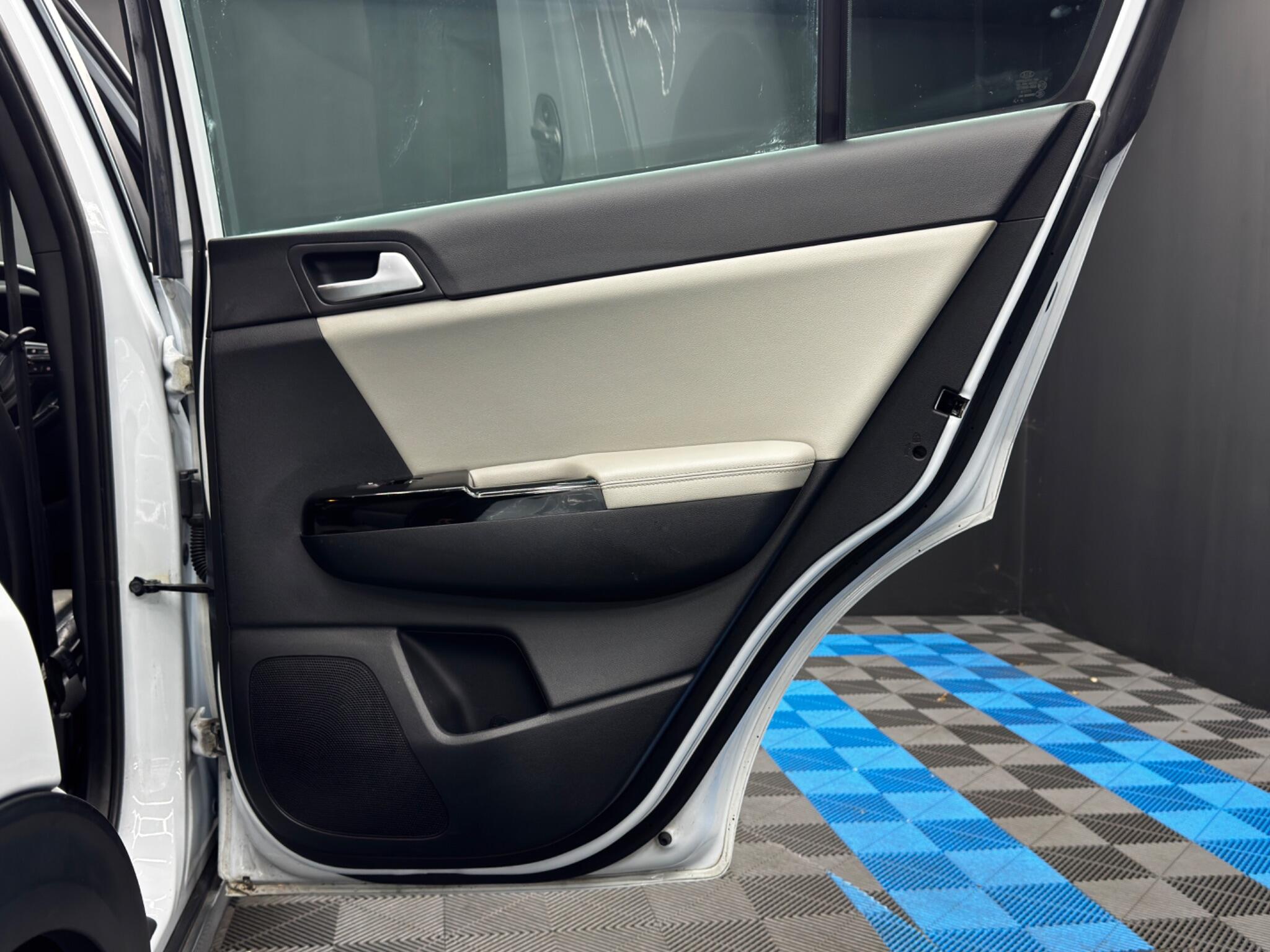 Kia Sportage 1.6 T-GDi GT-Line DCT AWD Euro 6 5dr 5dr Automatic 2026