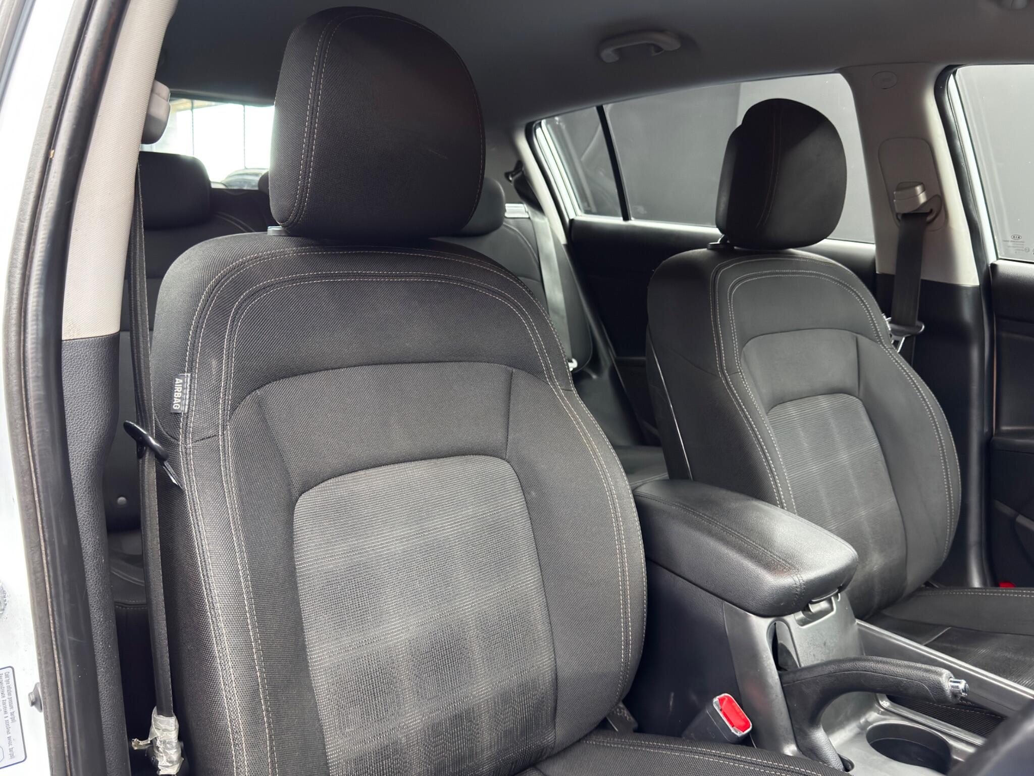 Kia Sportage 1.7 CRDi EcoDynamics 1 2WD Euro 5 (s/s) 5dr 5dr Manual 2026