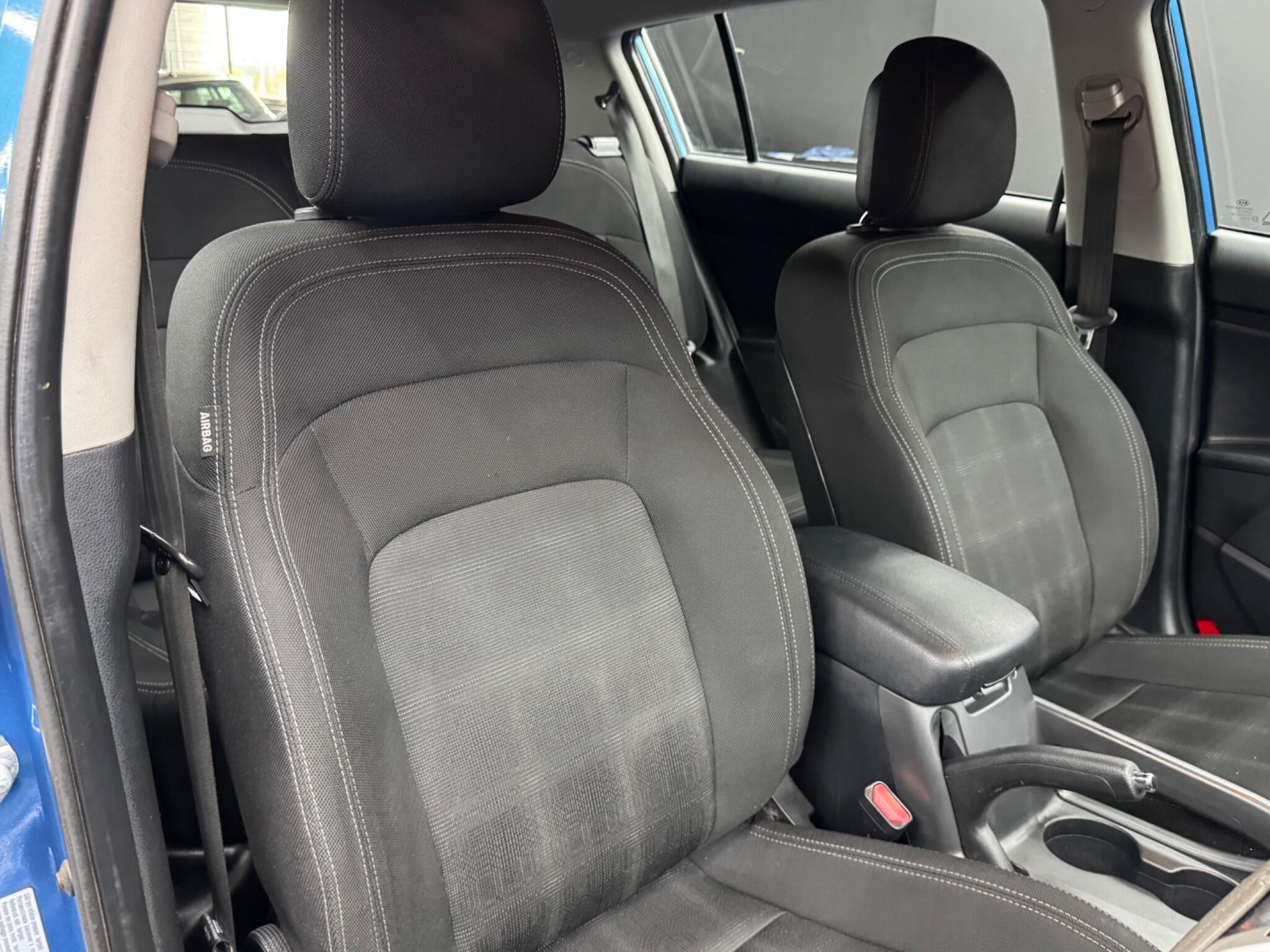 Kia Sportage 1.7 CRDi EcoDynamics 1 2WD Euro 5 (s/s) 5dr 5dr Manual 2025