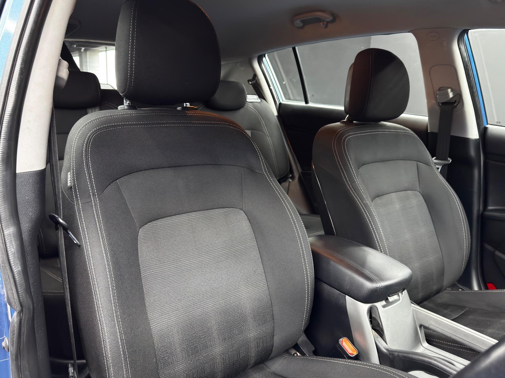 Kia Sportage 1.7 CRDi EcoDynamics 1 2WD Euro 5 (s/s) 5dr 5dr Manual 2025