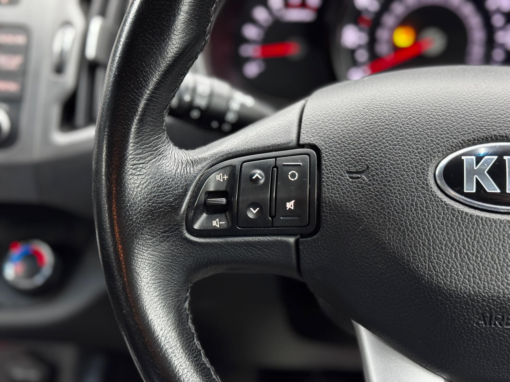 Kia Sportage 1.7 CRDi EcoDynamics 1 2WD Euro 5 (s/s) 5dr 5dr Manual 2025