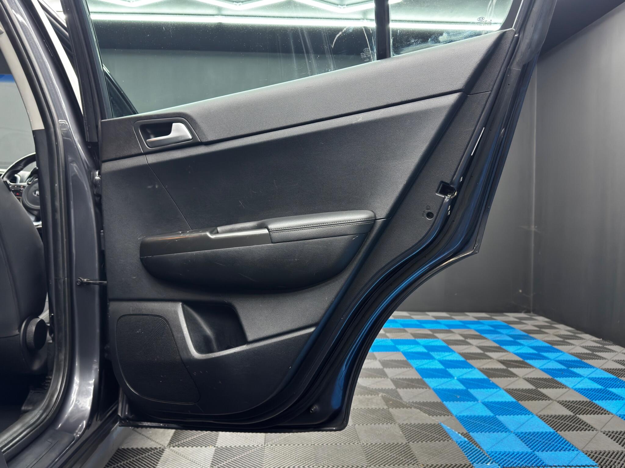 Kia Sportage 2.0 CRDi KX-2 AWD Euro 6 5dr 5dr Manual 2025