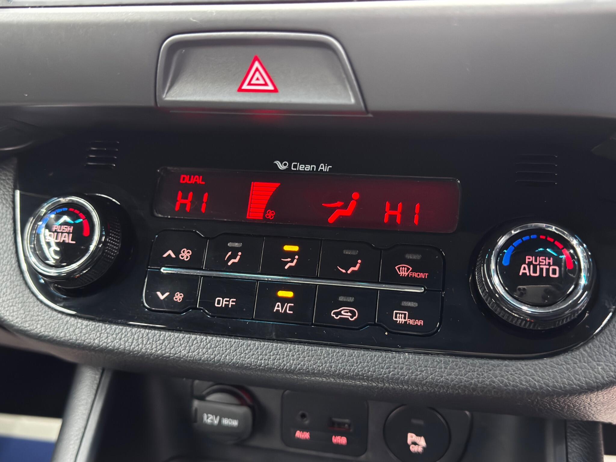 Kia Sportage 2.0 CRDi KX-3 Auto AWD Euro 5 5dr 5dr Automatic 2025