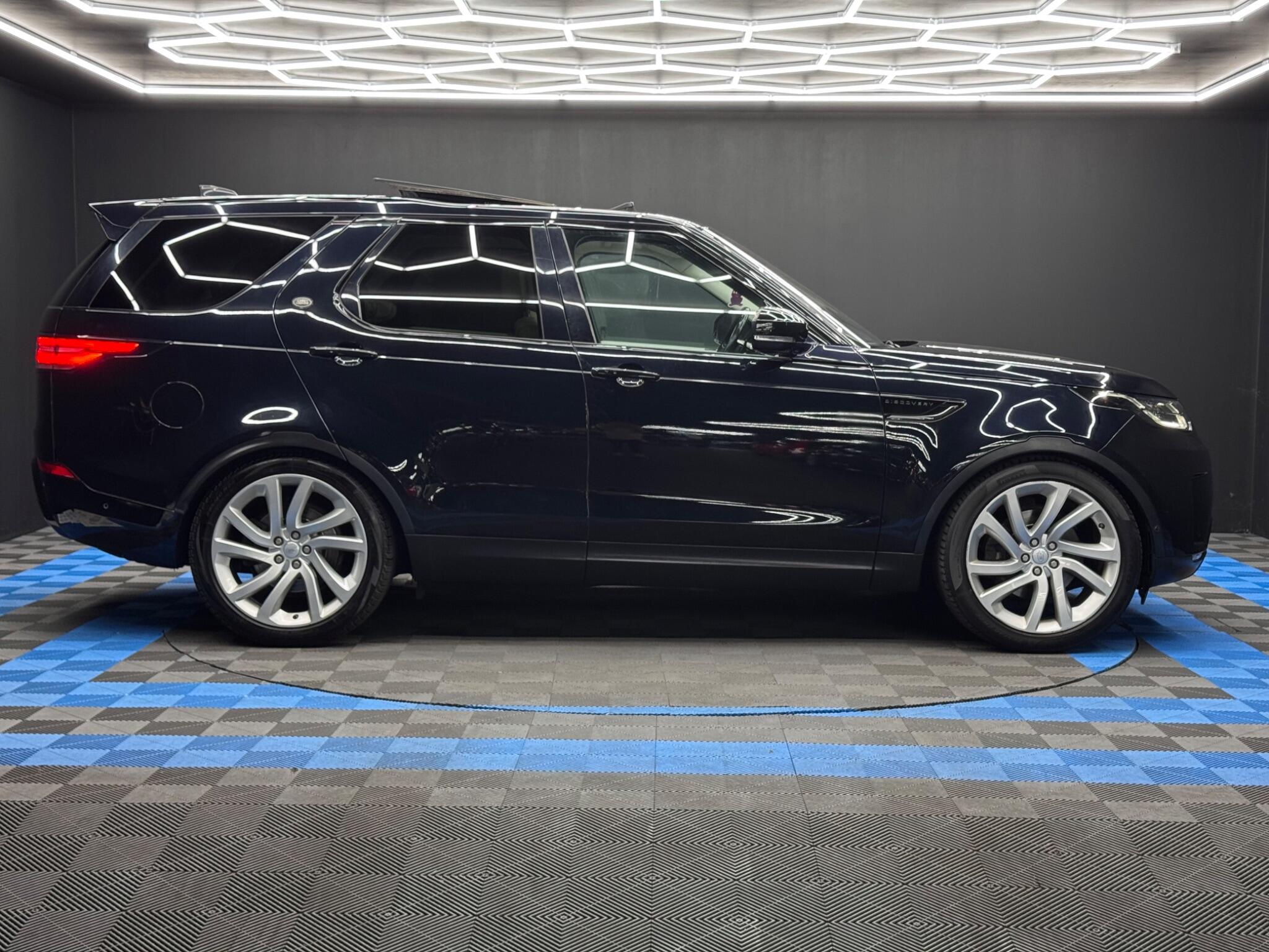 Land Rover DISCOVERY 3.0 TD V6 First Edition Auto 4WD Euro 6 (s/s) 5dr 5dr Automatic 2026