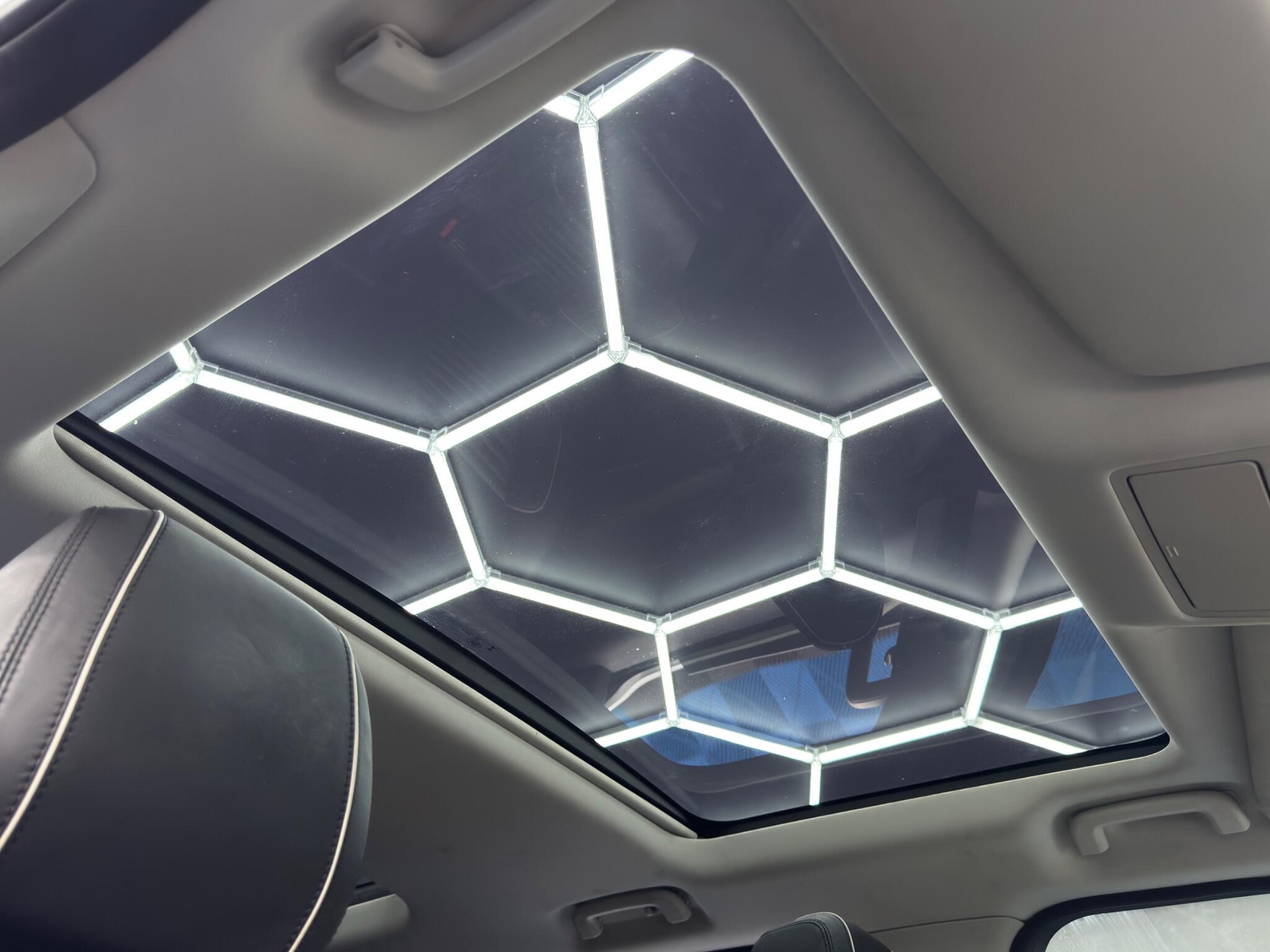 Land Rover DISCOVERY 3.0 TD V6 HSE Auto 4WD Euro 6 (s/s) 5dr 5dr Automatic 2026