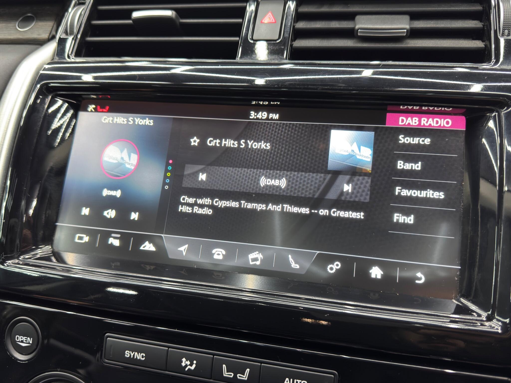 Land Rover DISCOVERY 3.0 TD V6 HSE Auto 4WD Euro 6 (s/s) 5dr 5dr Automatic 2026