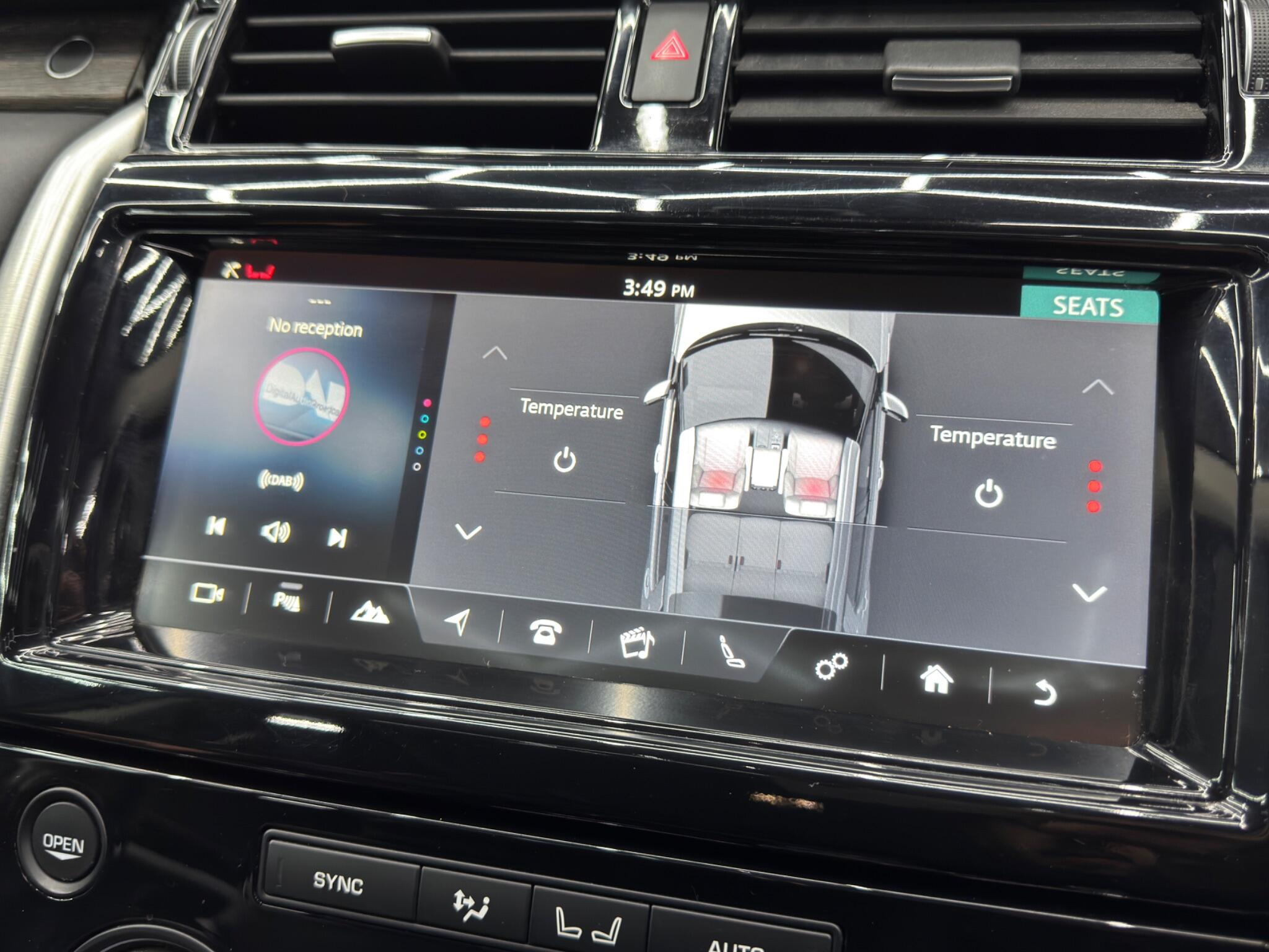 Land Rover DISCOVERY 3.0 TD V6 HSE Auto 4WD Euro 6 (s/s) 5dr 5dr Automatic 2026