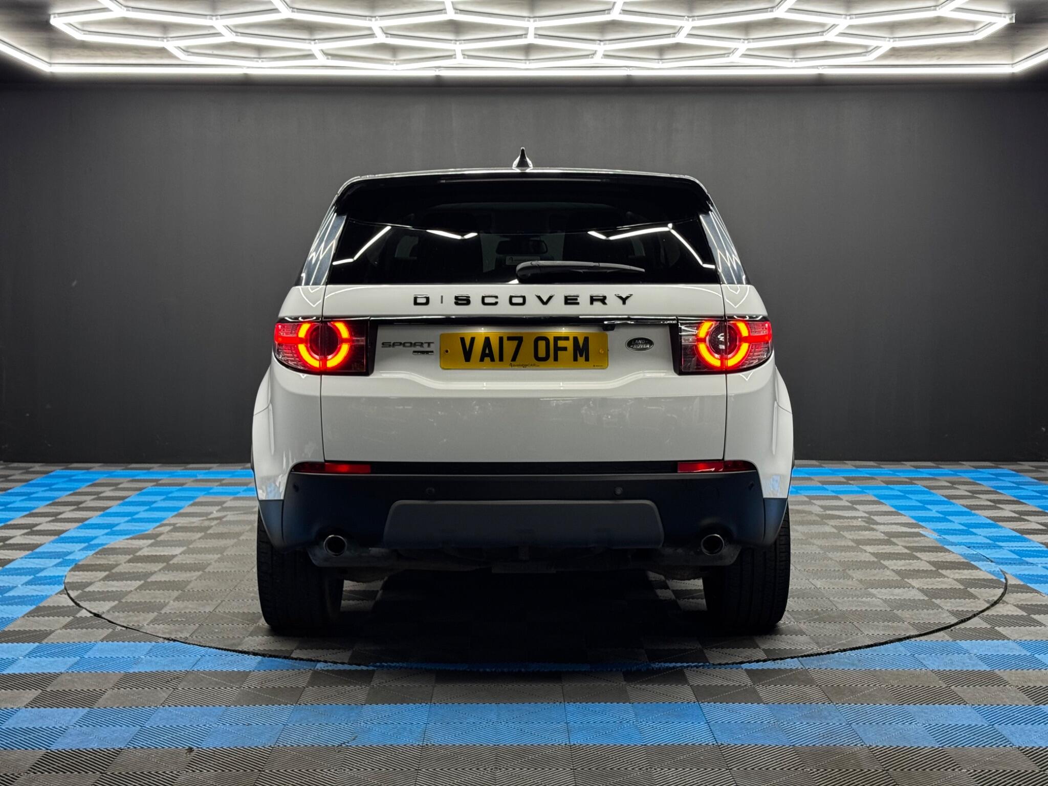 Land Rover Discovery Sport 2.0 TD4 HSE Black Auto 4WD Euro 6 (s/s) 5dr 5dr Automatic 2025