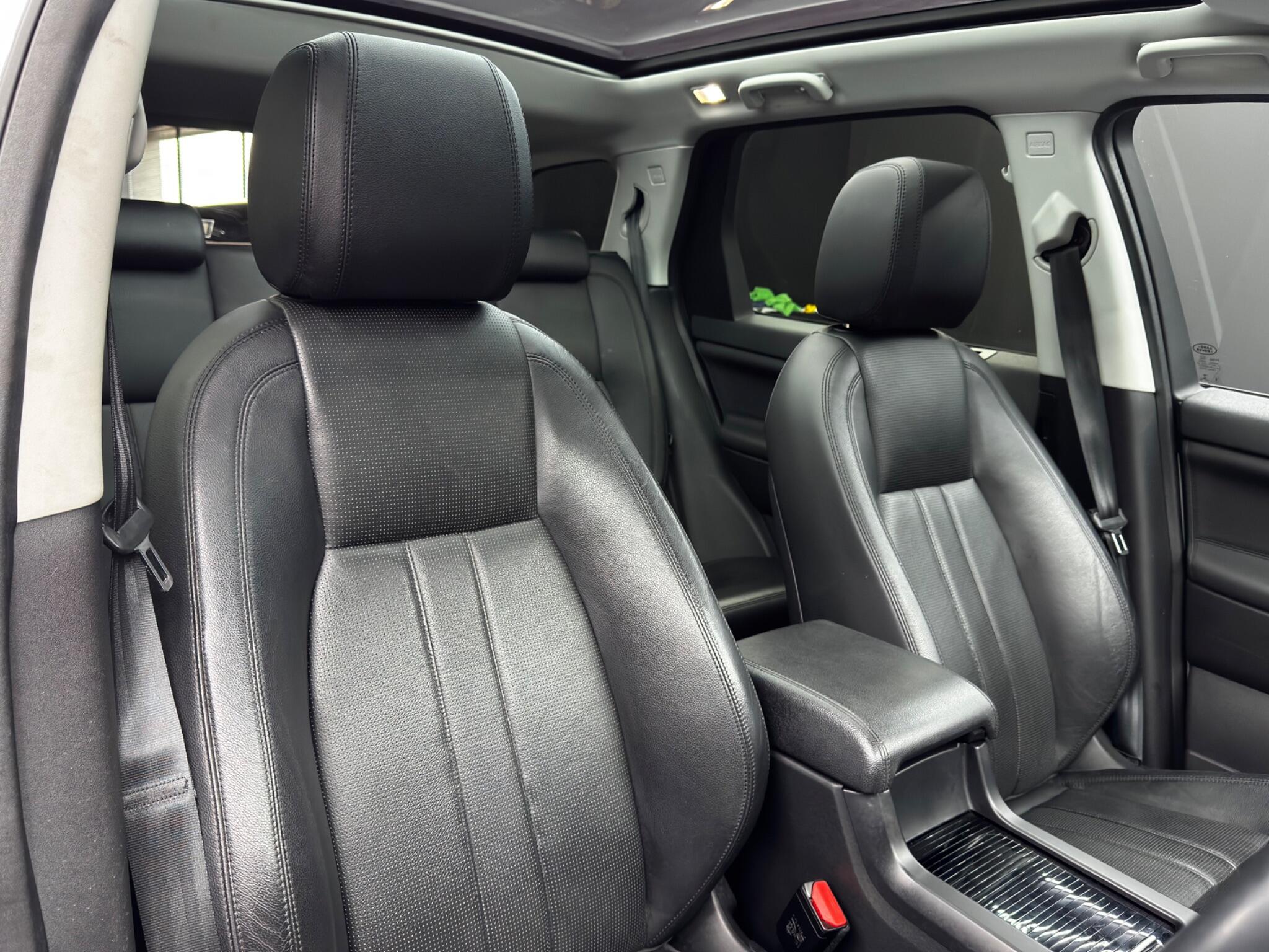 Land Rover Discovery Sport 2.0 TD4 HSE Black Auto 4WD Euro 6 (s/s) 5dr 5dr Automatic 2025