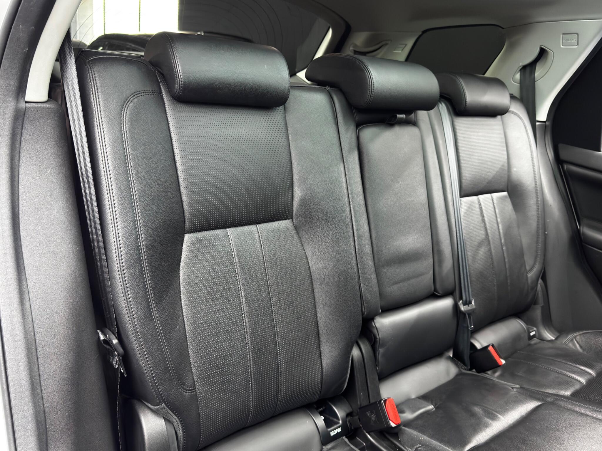 Land Rover Discovery Sport 2.0 TD4 HSE Black Auto 4WD Euro 6 (s/s) 5dr 5dr Automatic 2025