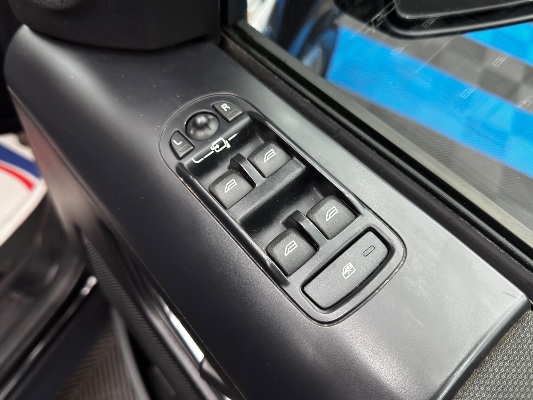 Land Rover Freelander 2 2.2 TD4 GS CommandShift 4WD Euro 5 5dr 5dr Automatic 2025