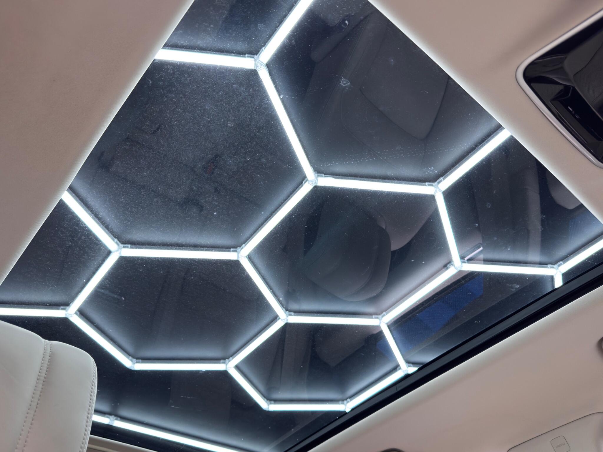 Land Rover Range Rover 3.0 SD V6 Vogue Auto 4WD Euro 6 (s/s) 5dr 5dr Automatic 2025