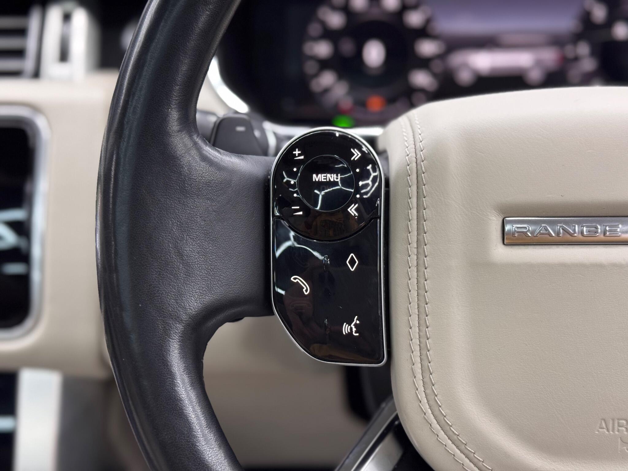 Land Rover Range Rover 3.0 SD V6 Vogue Auto 4WD Euro 6 (s/s) 5dr 5dr Automatic 2025