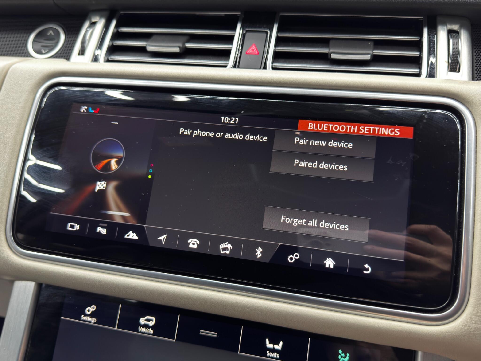 Land Rover Range Rover 3.0 SD V6 Vogue SE Auto 4WD Euro 6 (s/s) 5dr 5dr Automatic 2026