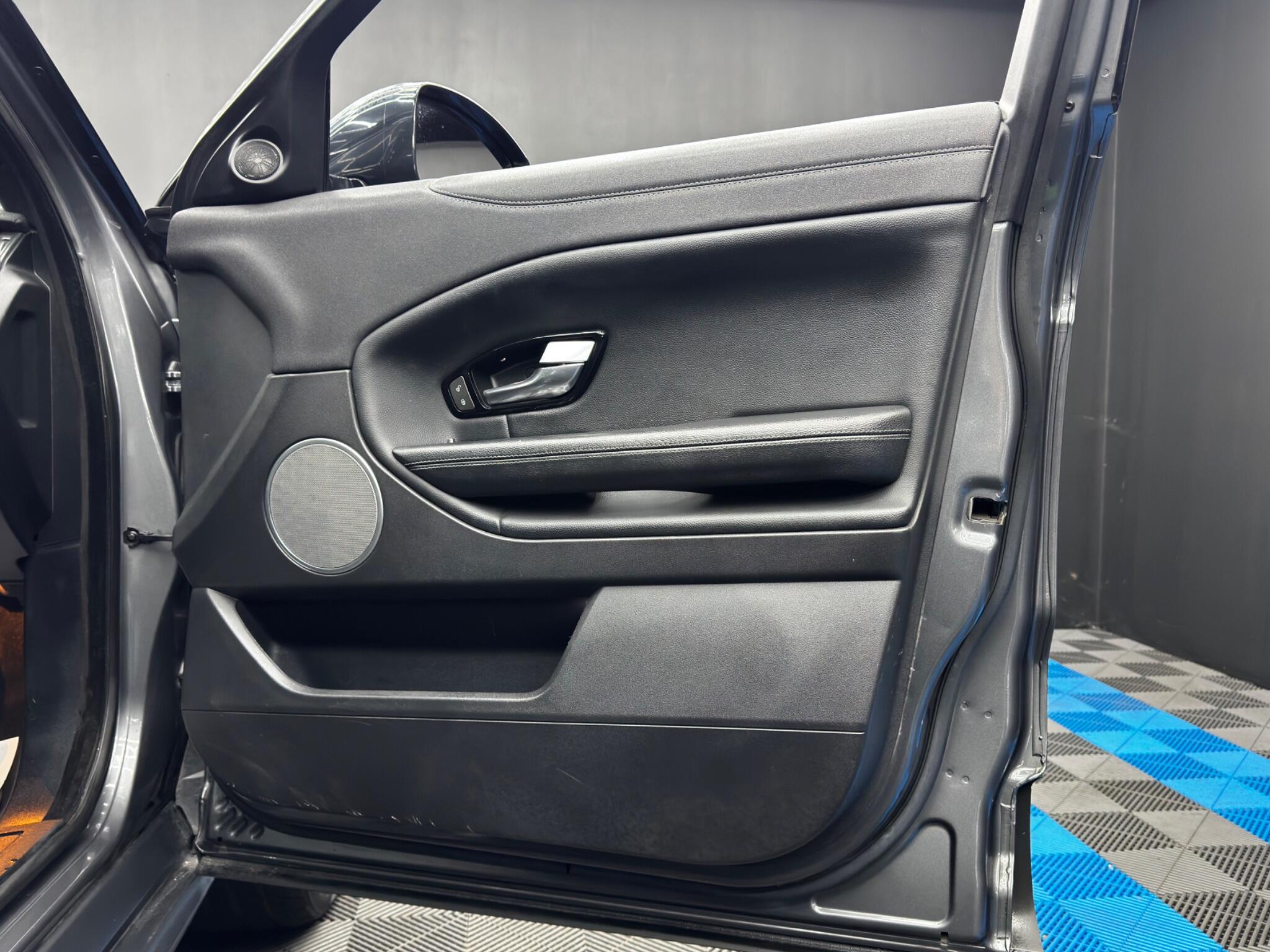 Land Rover Range Rover Evoque 2.0 TD4 Landmark Auto 4WD Euro 6 (s/s) 5dr 5dr Automatic 2025