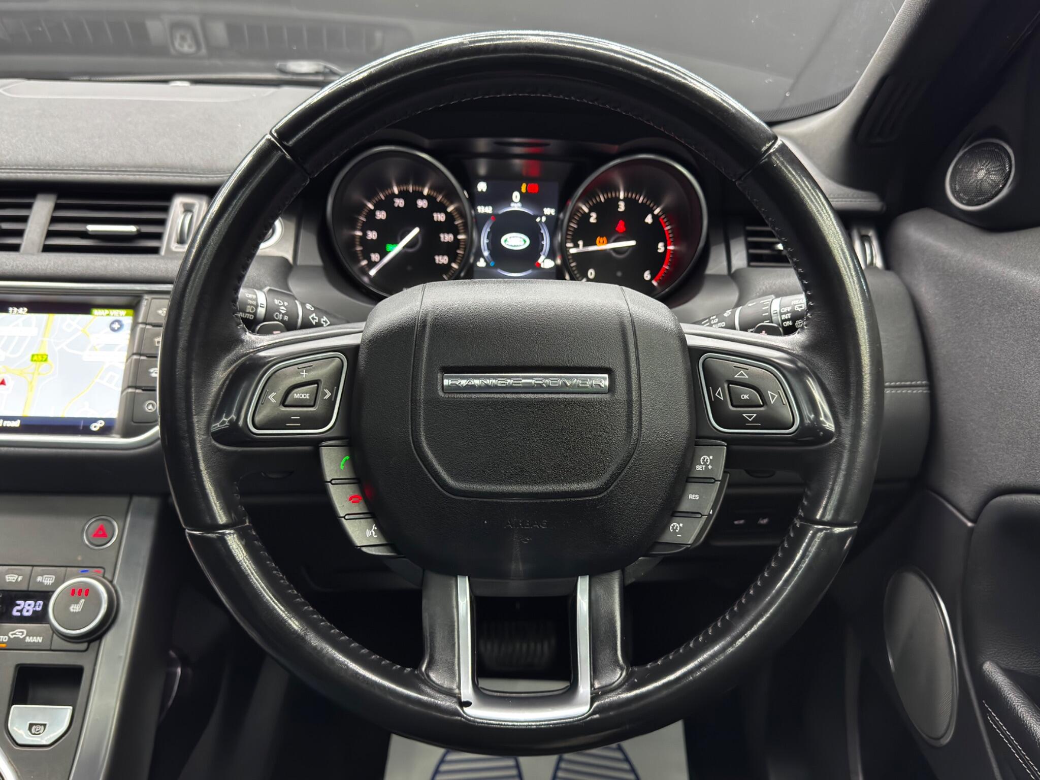 Land Rover Range Rover Evoque 2.0 TD4 Landmark Auto 4WD Euro 6 (s/s) 5dr 5dr Automatic 2025