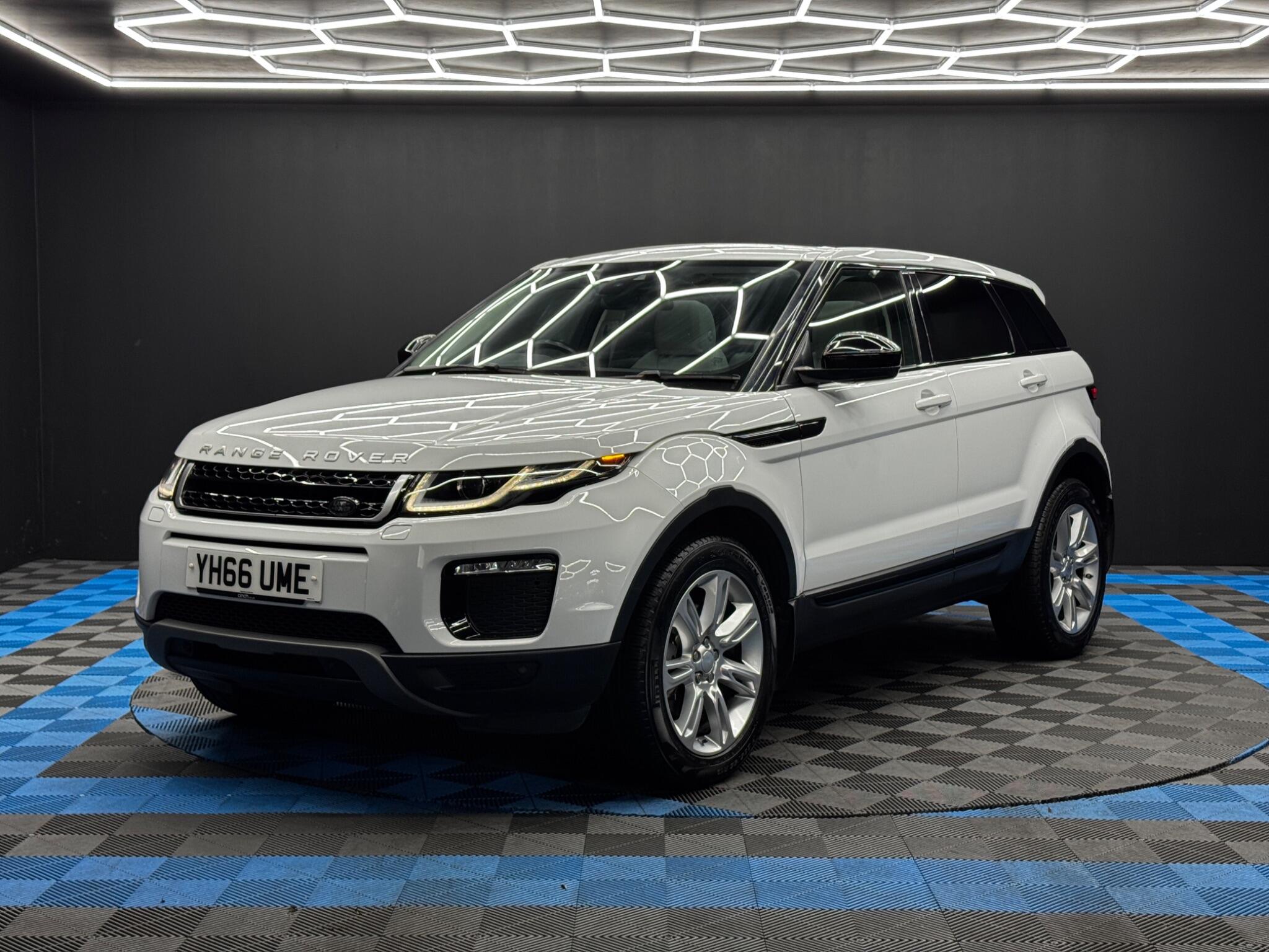 Land Rover Range Rover Evoque 2.0 TD4 SE Tech Auto 4WD Euro 6 (s/s) 5dr 5dr Automatic 2025