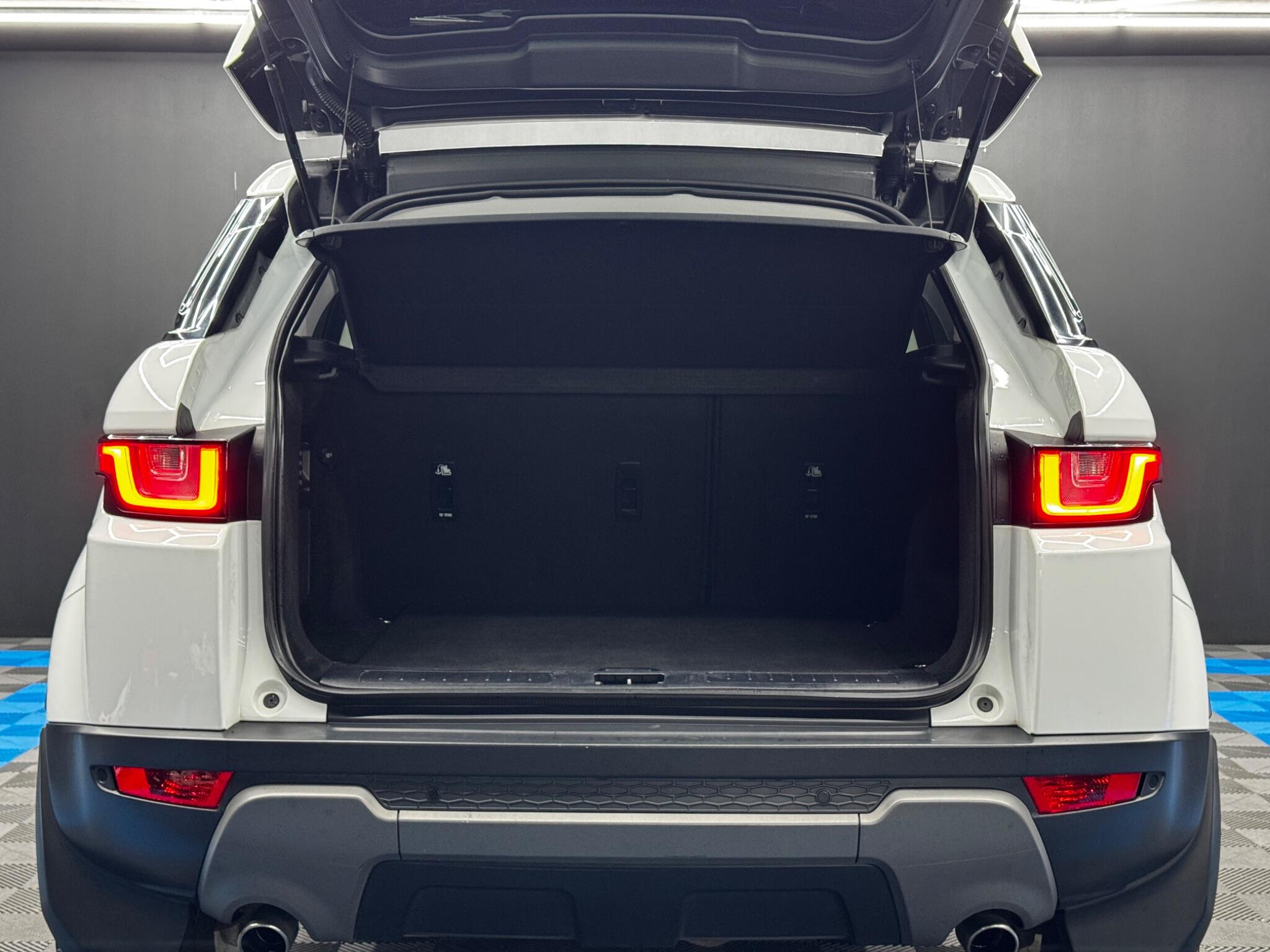 Land Rover Range Rover Evoque 2.0 TD4 SE Tech Auto 4WD Euro 6 (s/s) 5dr 5dr Automatic 2025